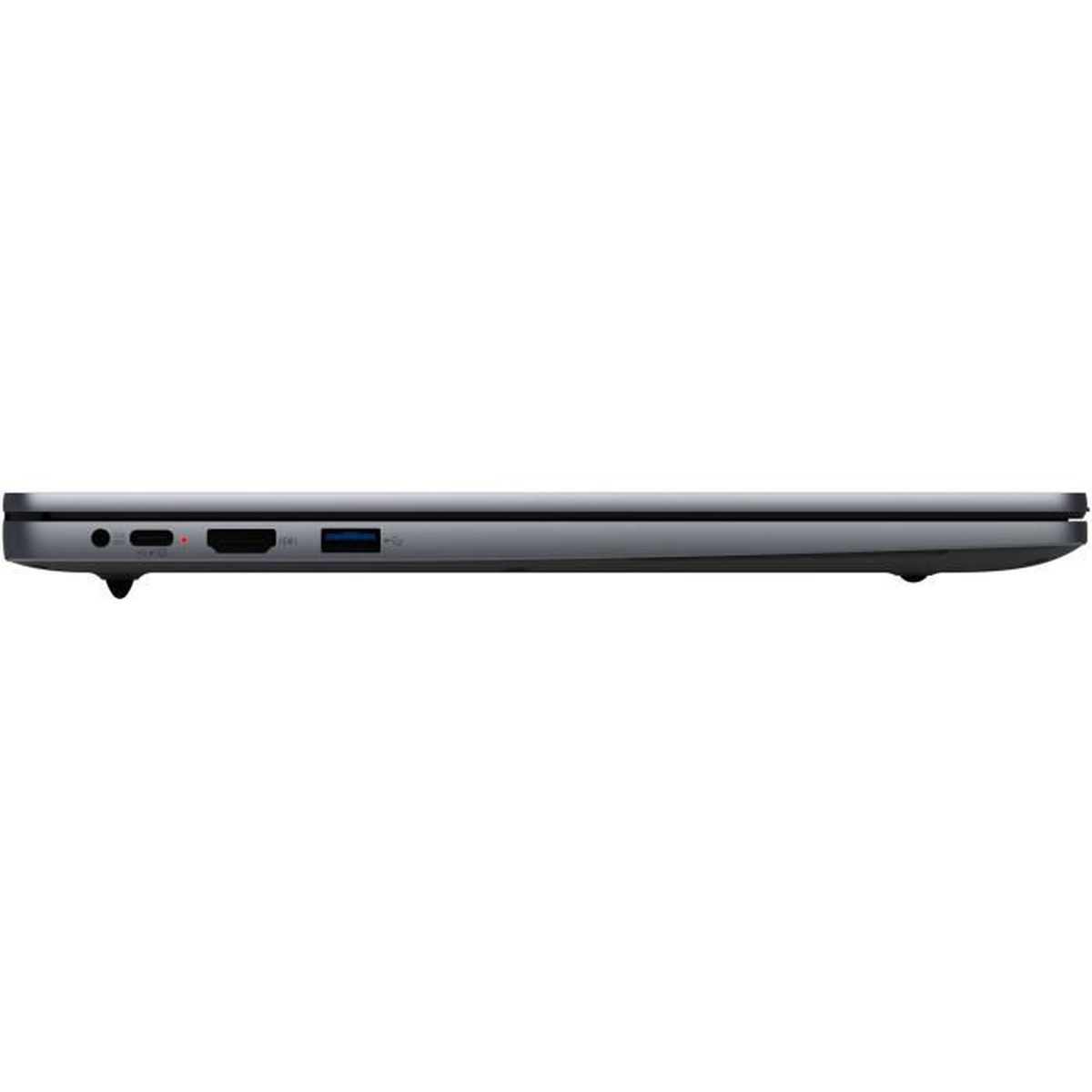 Vista lateral de un portátil gris mostrando puertos: conector de auriculares, USB-C, HDMI, USB-A.