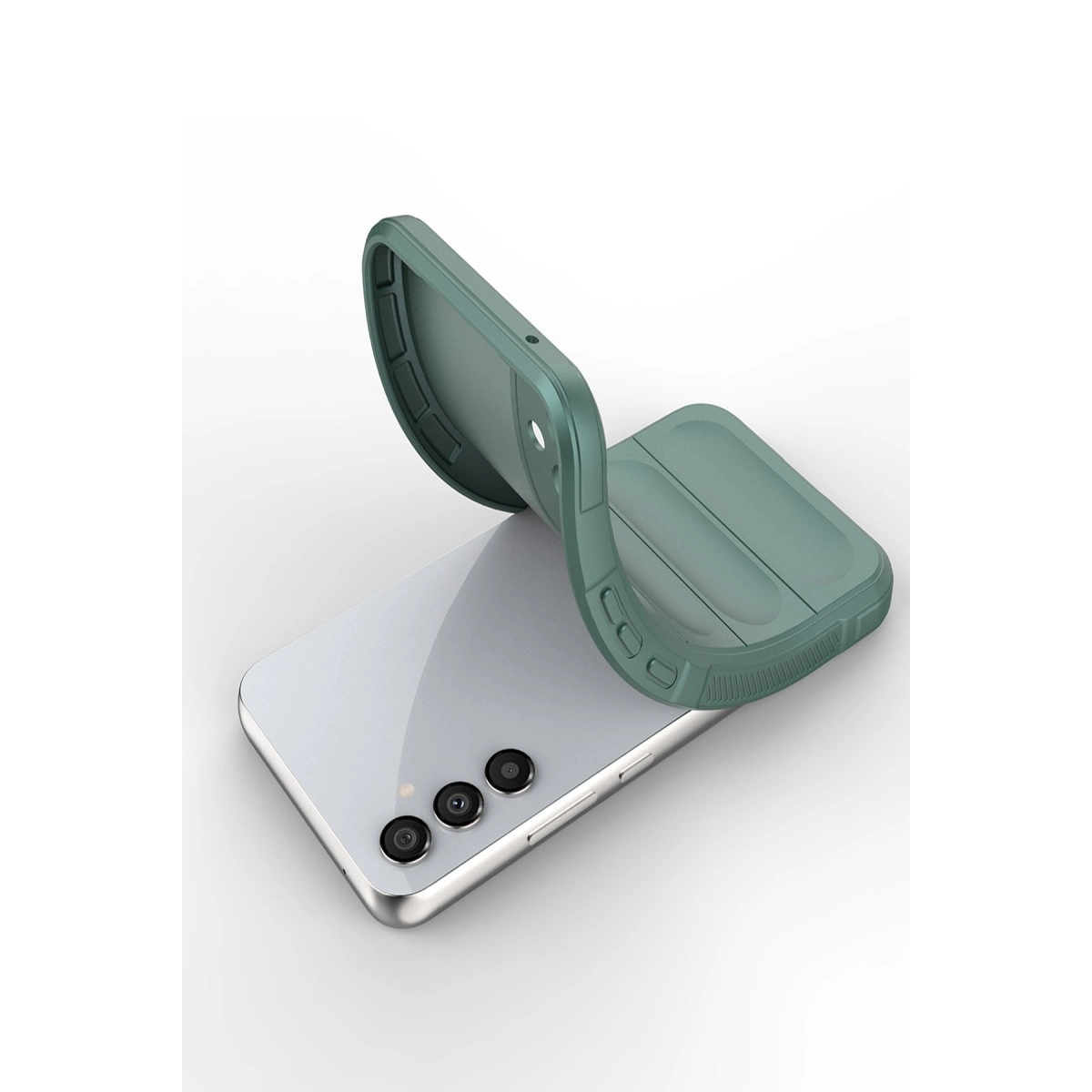 Üç kameralı beyaz akıllı telefonun üzerinde yeşil telefon kılıfı.