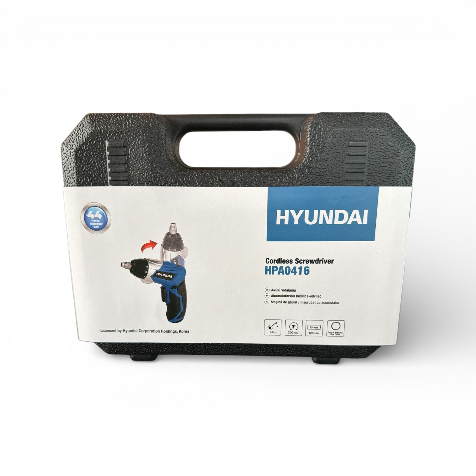 Hyundai HPA0416 akülü vidalama içeren siyah çanta.