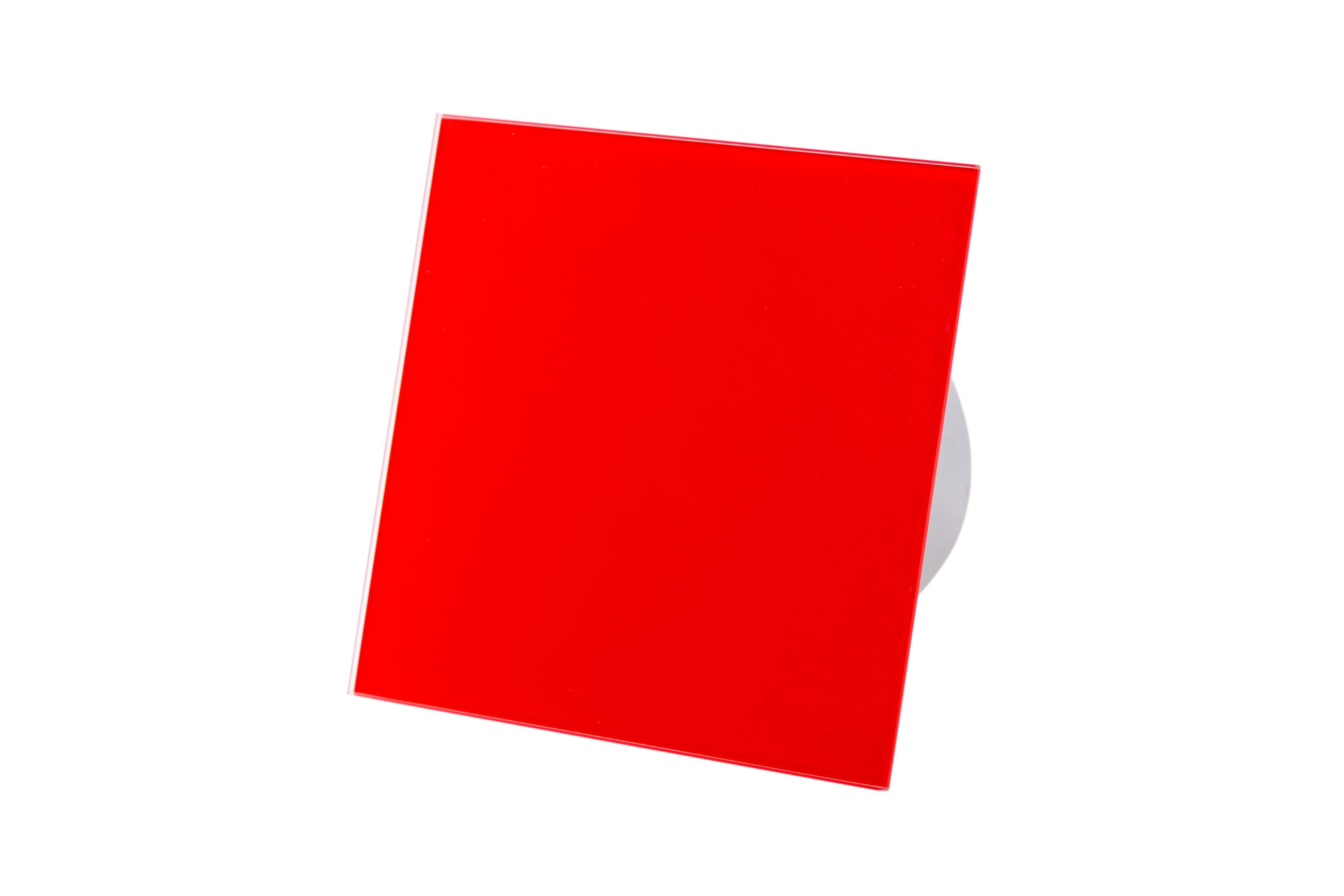 Ein rotes Quadrat auf weißem Hintergrund.