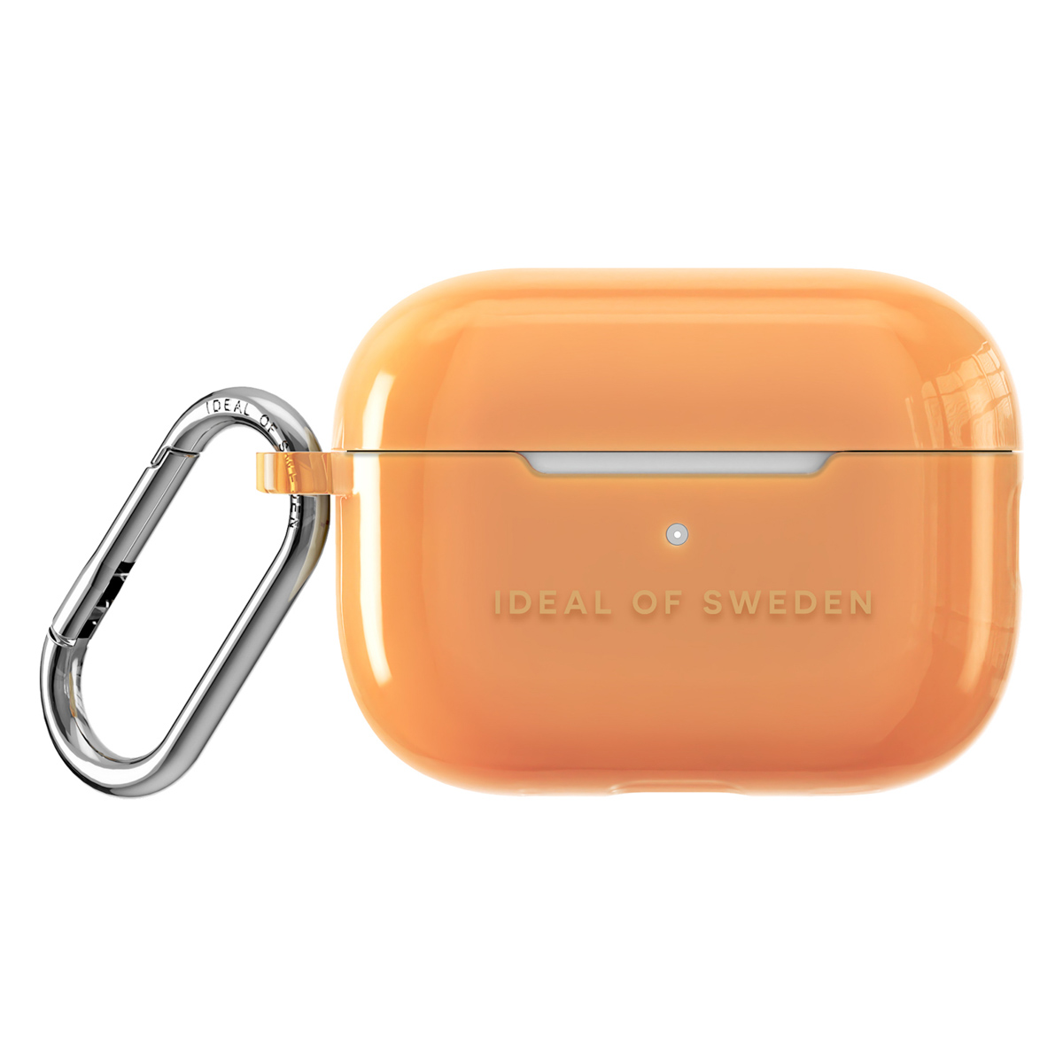 Ein orangefarbener Kopfhörer-Ladecase mit silbernem Karabiner und "IDEAL OF SWEDEN"-Logo.