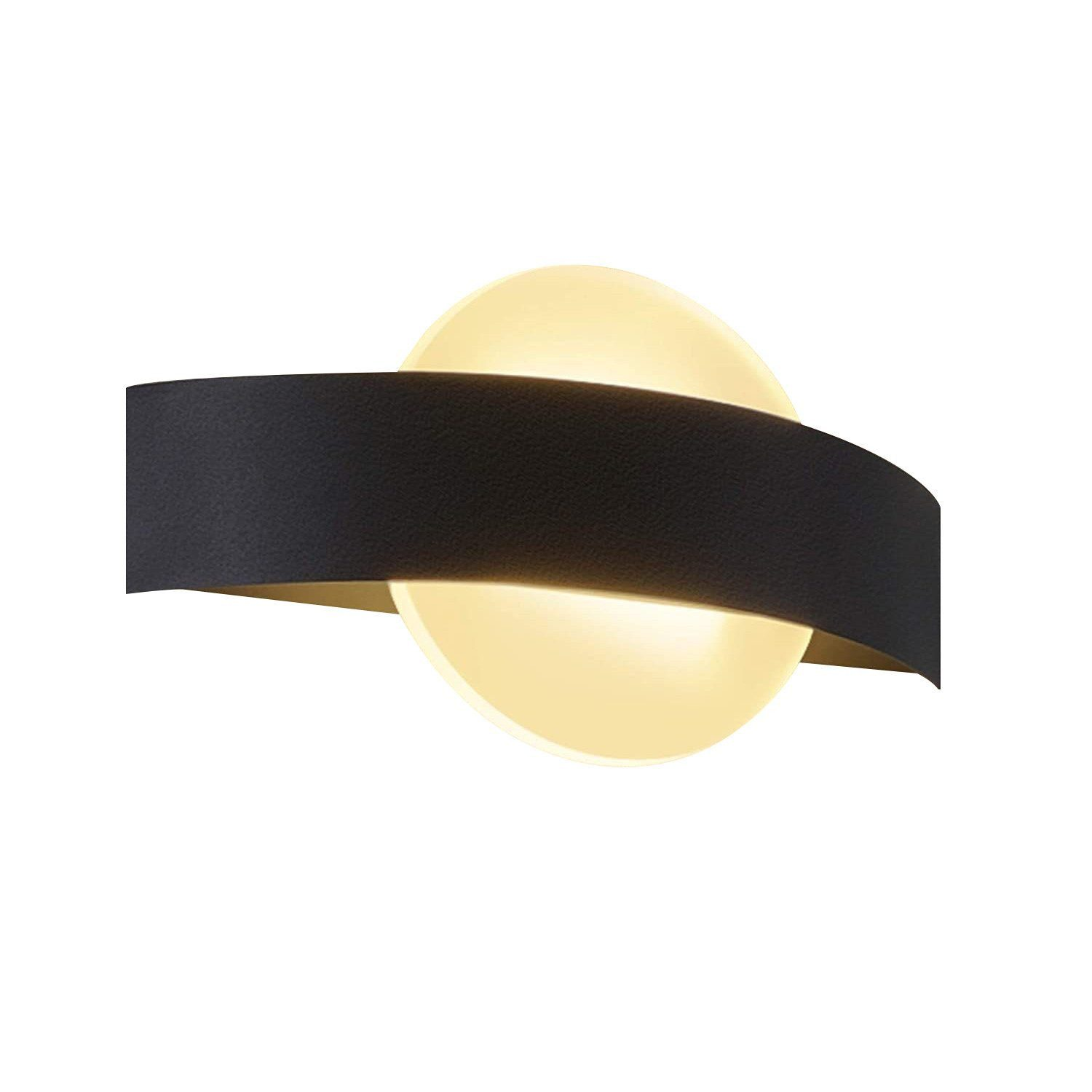 Lampada da parete moderna con fascia nera e paralume rotondo illuminato.