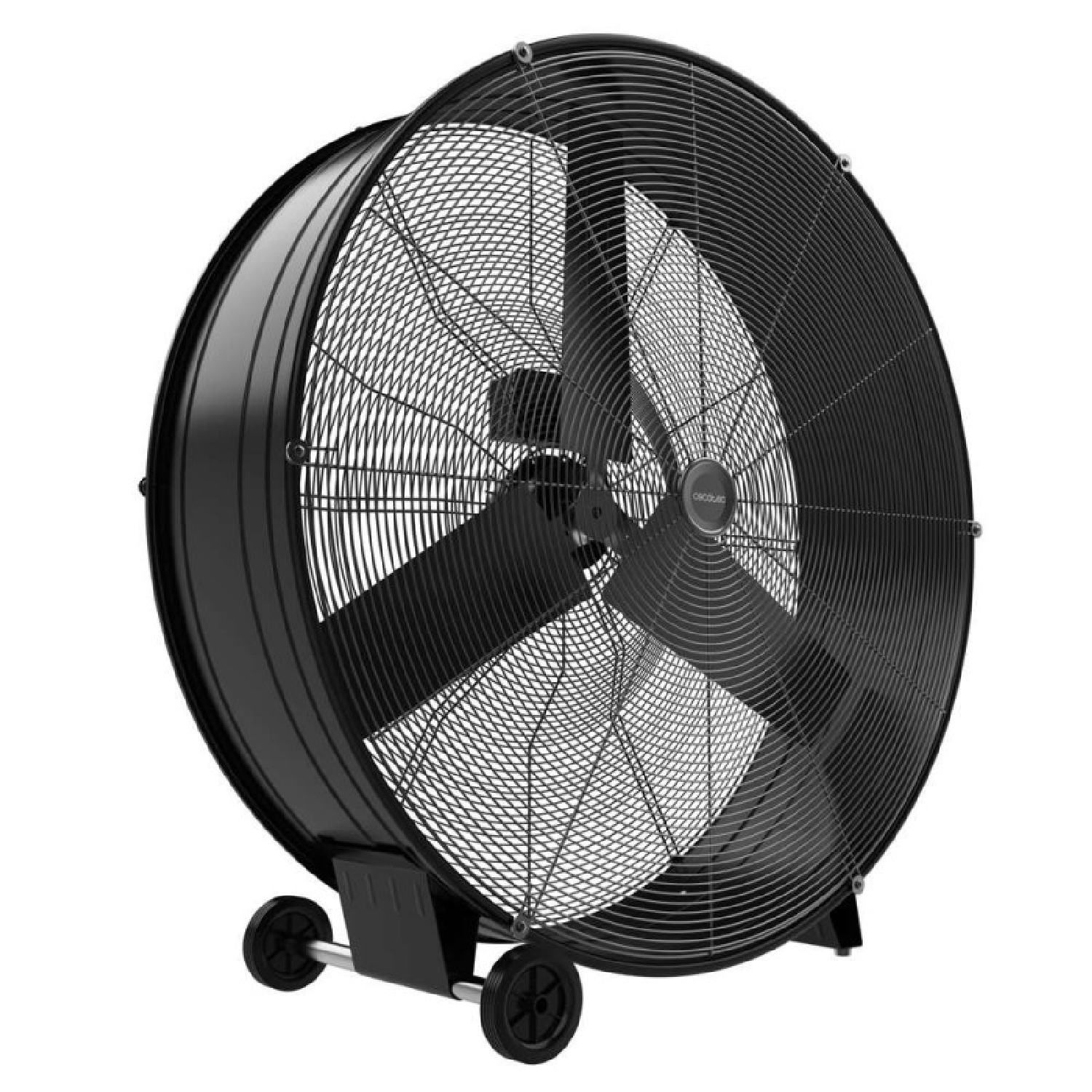 Un grande ventilatore industriale nero con ruote su sfondo bianco.