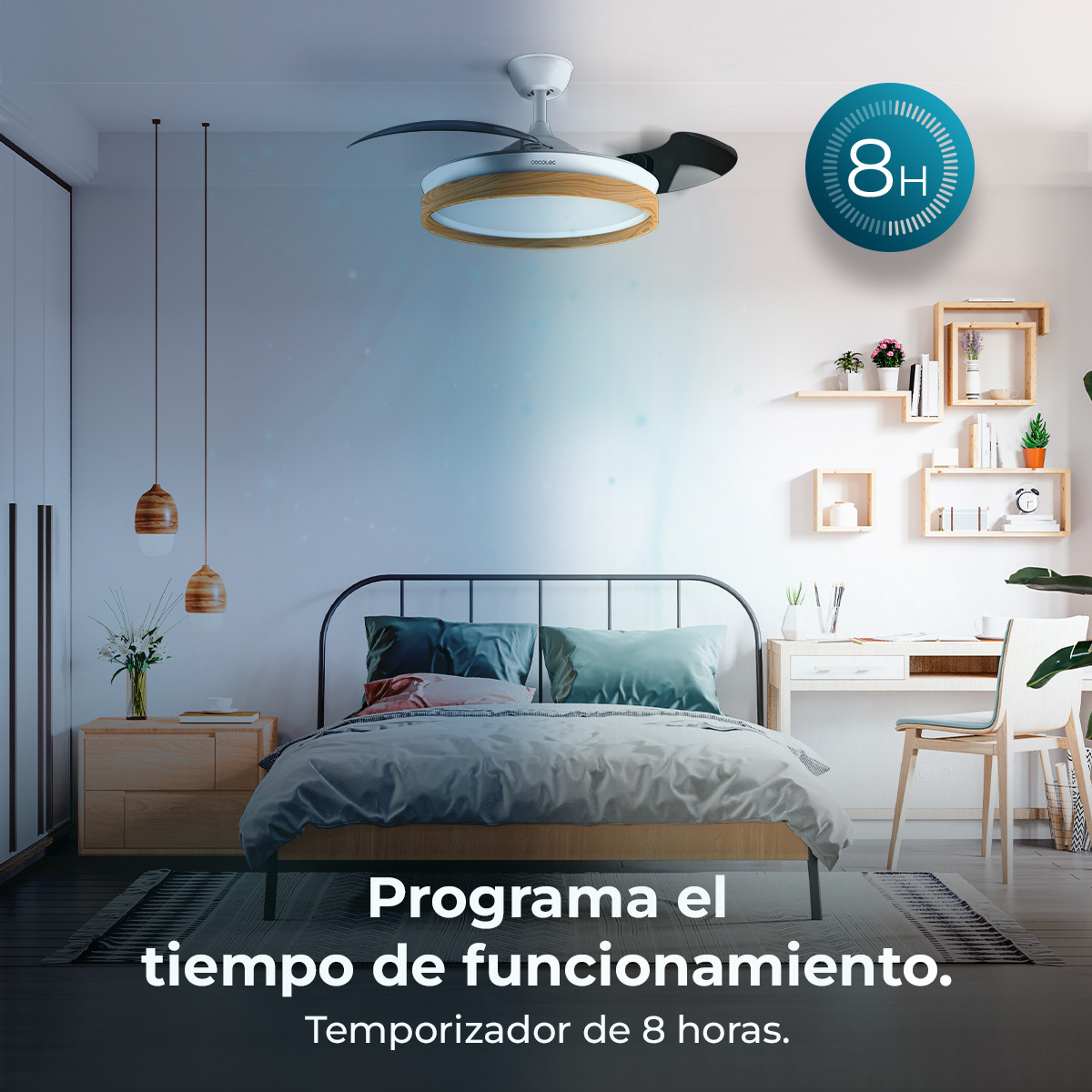 Camera da letto moderna con ventilatore a soffitto, letto e scrivania. Timer 8 ore.