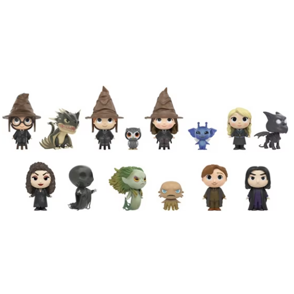 Eine Gruppe von Harry-Potter-Figuren, darunter eine Eule, ein Drache und verschiedene Charaktere.