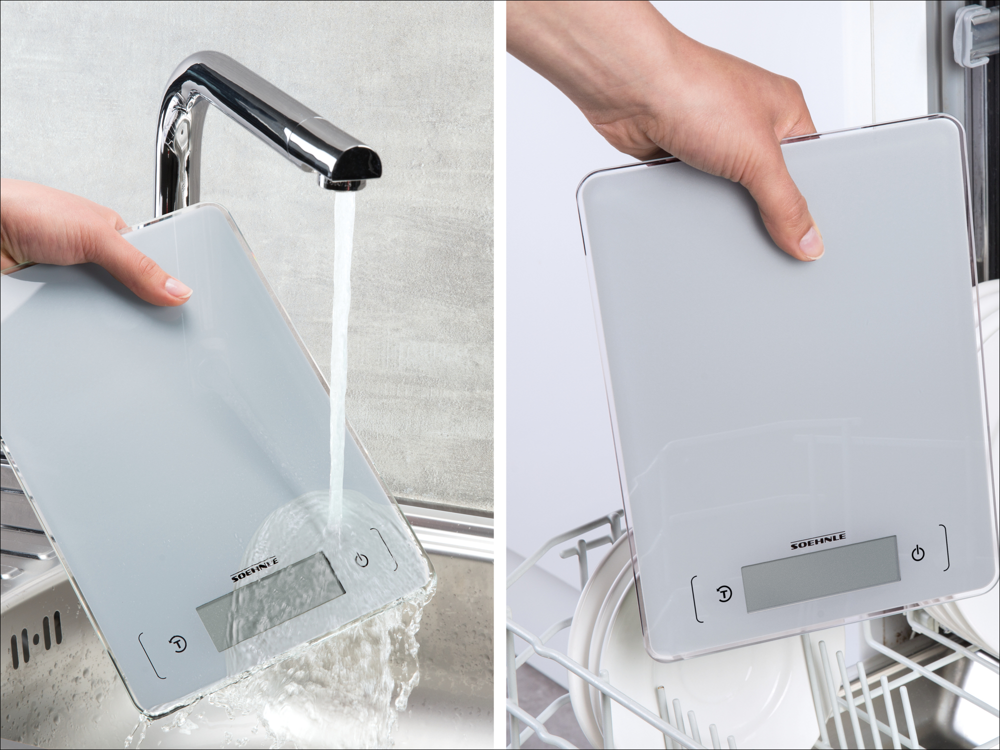 Une balance de cuisine blanche est rincée sous l'eau courante et placée dans un lave-vaisselle.