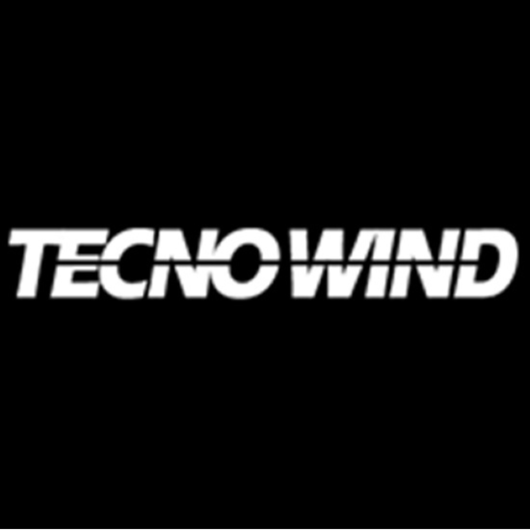 Testo bianco su sfondo nero: TECNOWIND.