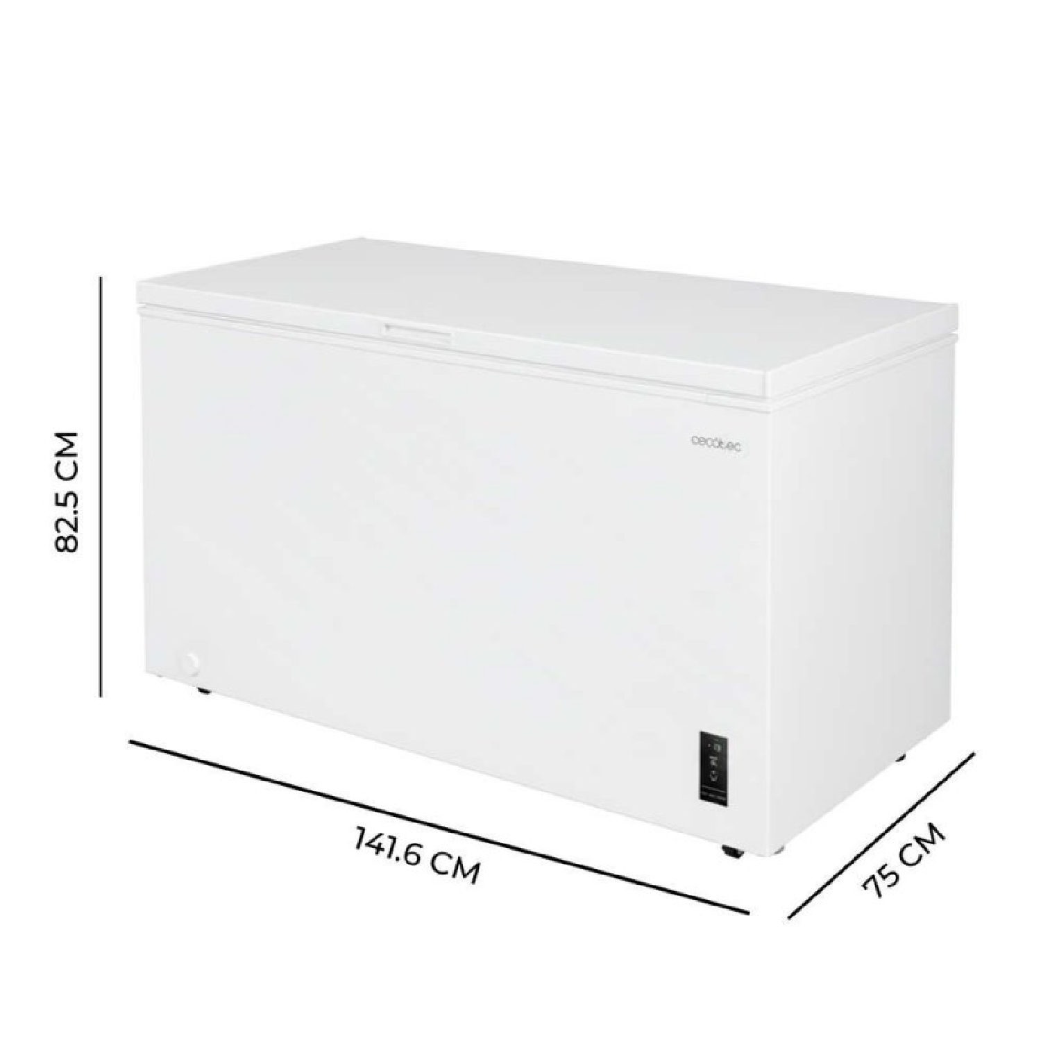 Un congelatore a pozzetto bianco con dimensioni: A 82,5cm, L 141,6cm, P 75cm.