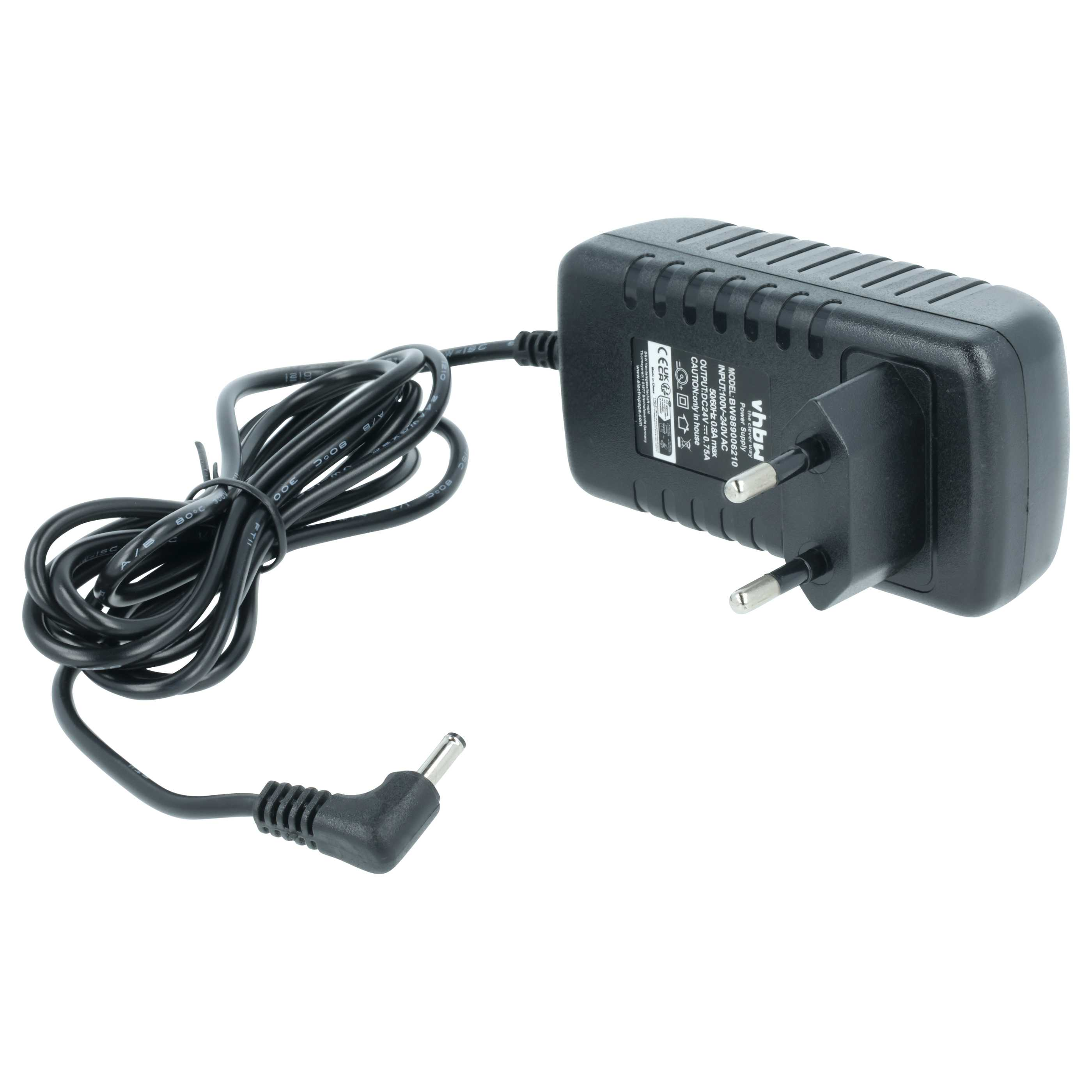 Ein schwarzes Netzteil mit Kabel und Stecker, auf weißem Hintergrund.