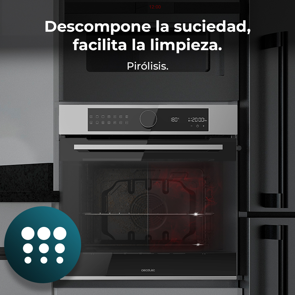 Se muestra un horno moderno con función de pirólisis autolimpiante.