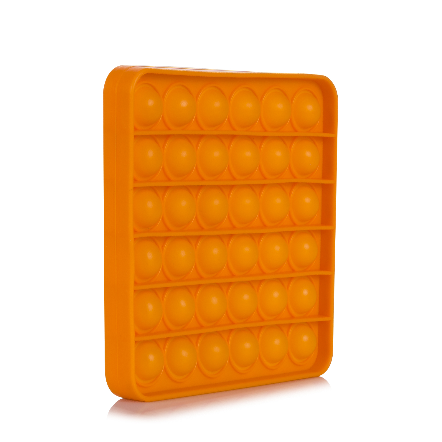 Un juguete naranja pop-it con burbujas sobre fondo blanco.