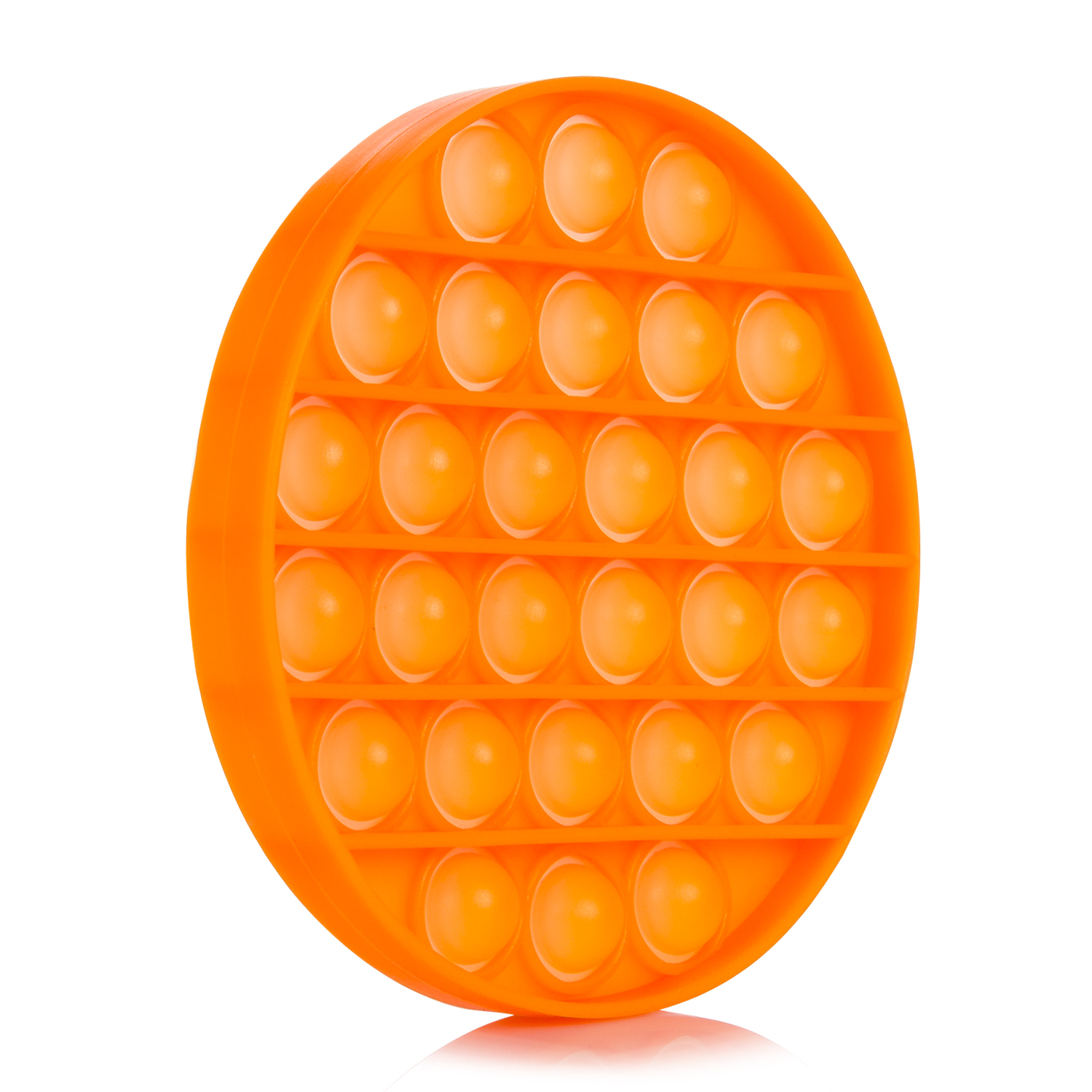 Un juguete Pop-It redondo y naranja con muchas burbujas sobre fondo blanco.