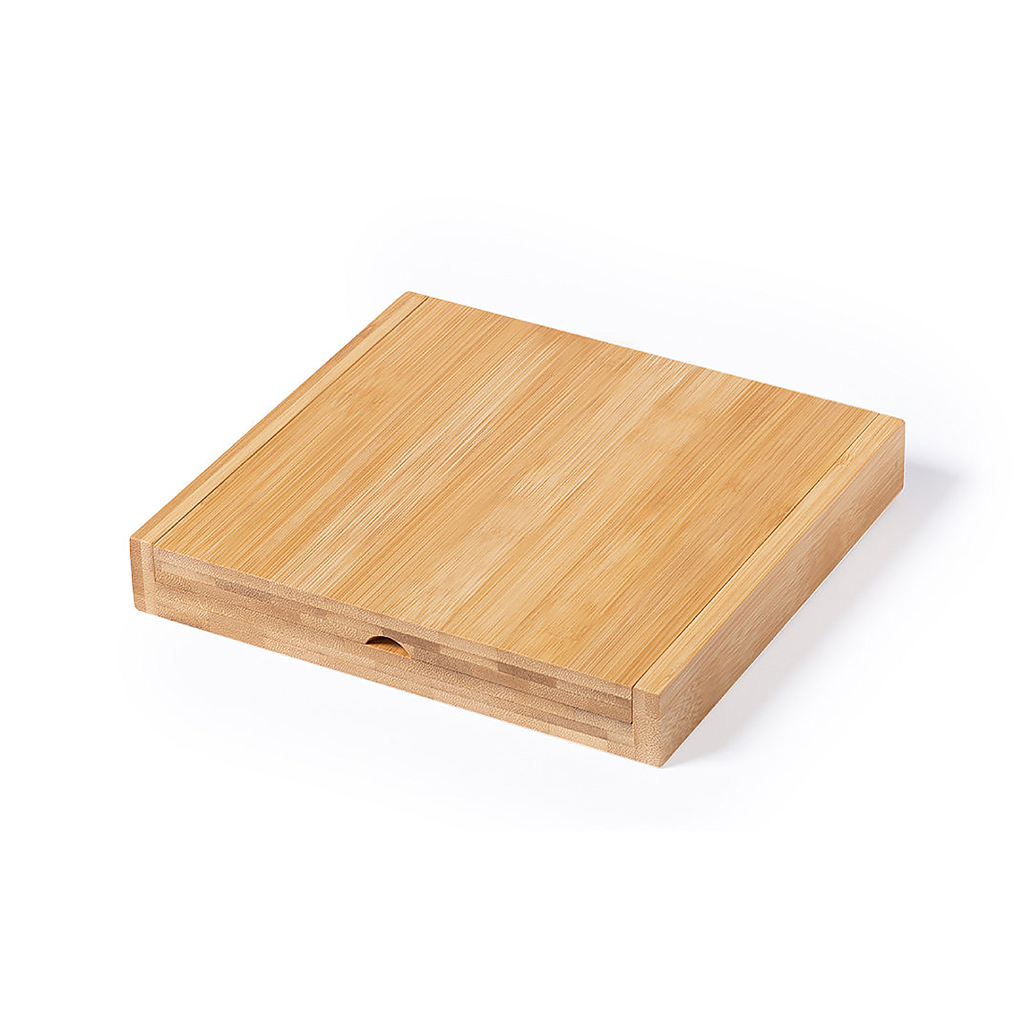 Una scatola di legno con doghe di bambù stratificate e un incavo.