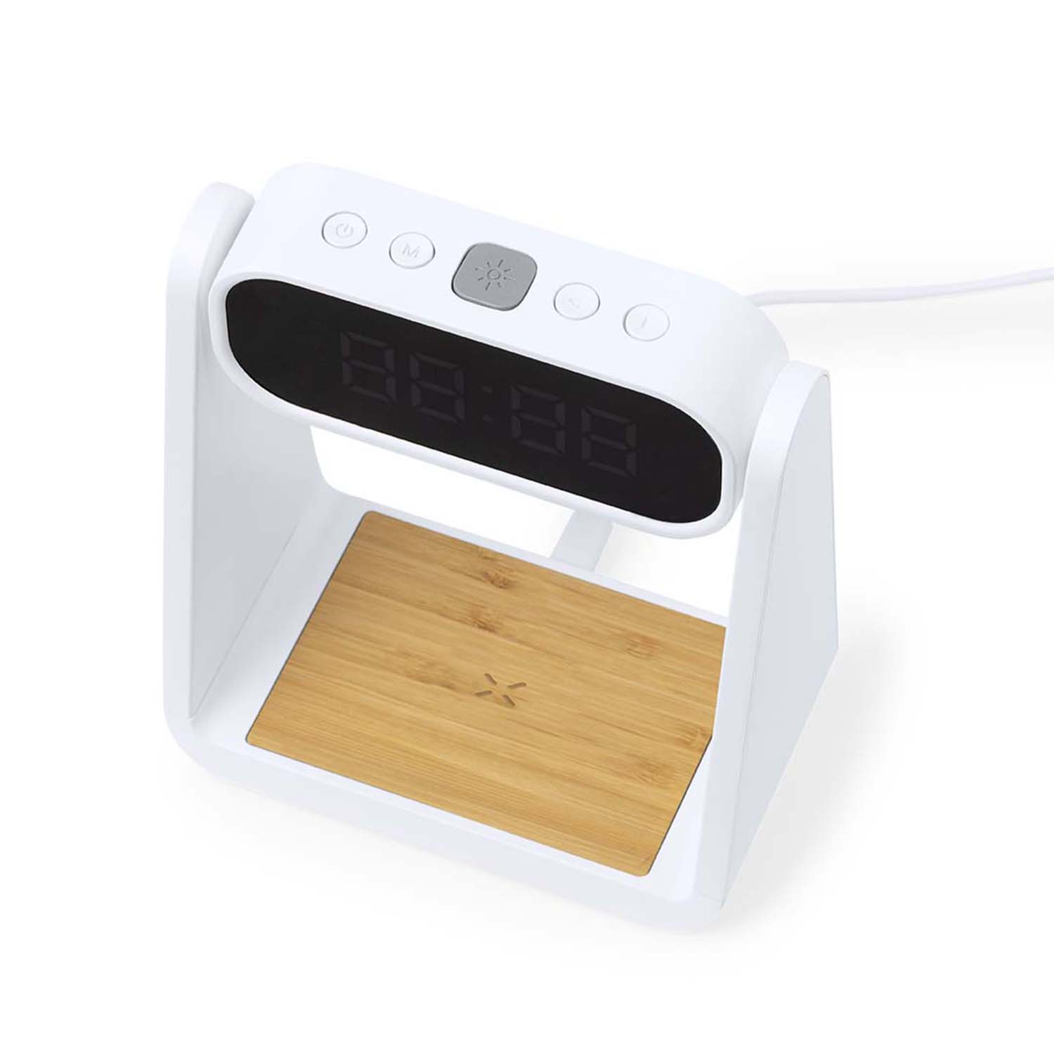 Un despertador digital blanco con base de carga de madera.