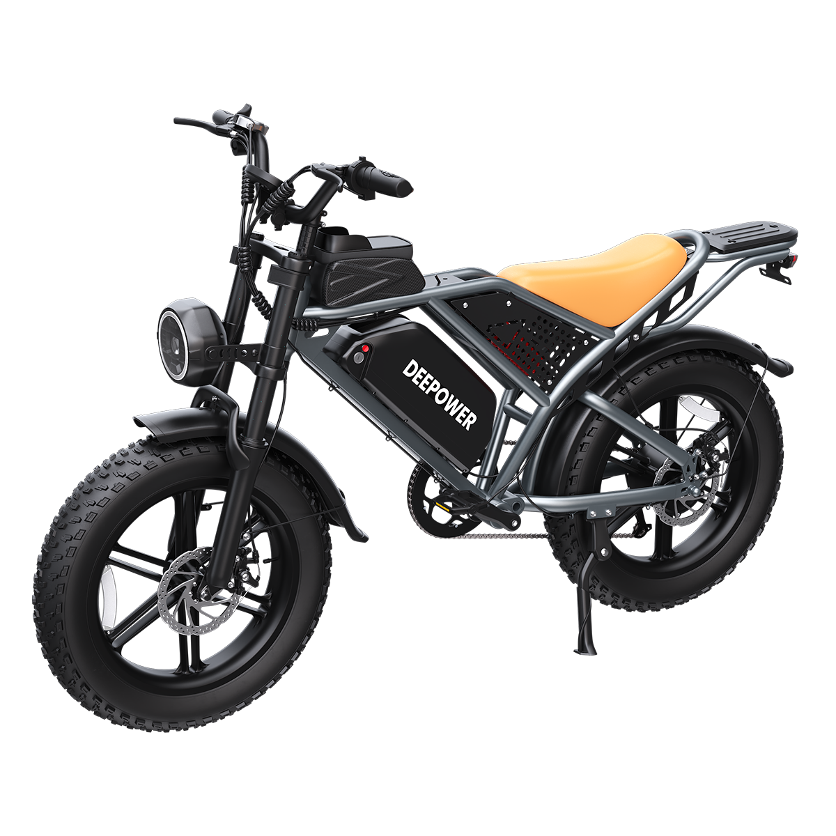 Szary rower elektryczny z pomarańczowym siedzeniem i szerokimi oponami, na białym tle.