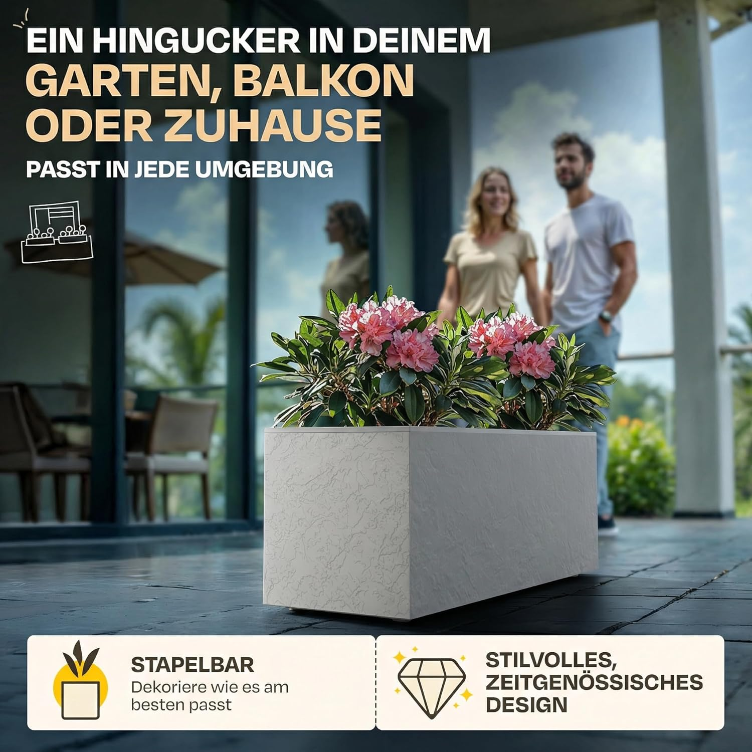 Moderner Pflanzkasten mit rosa Blüten vor einem Paar. Stapelbar und stilvoll.
