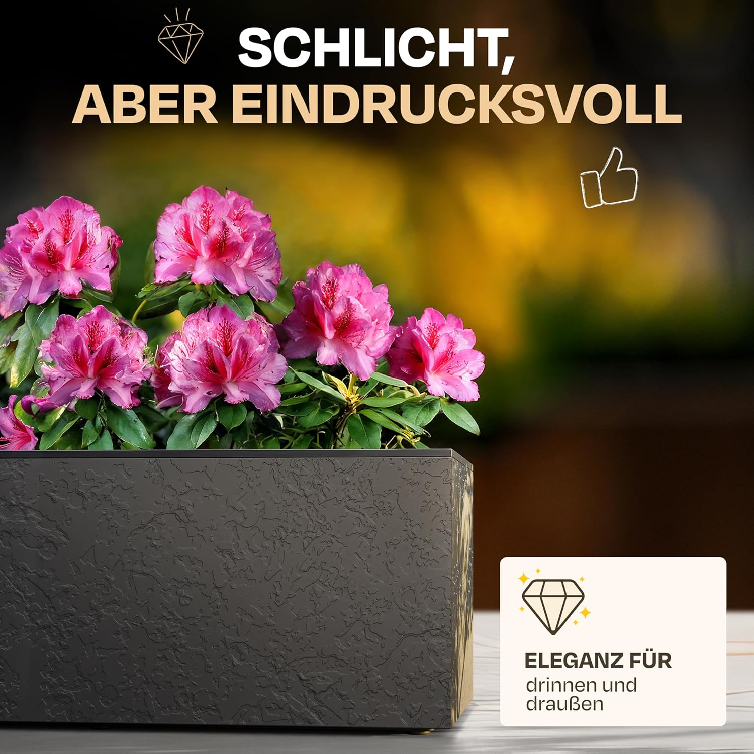 Ein dunkler Pflanzkasten mit pinken Blüten und dem Text "Schlicht, aber eindrucksvoll".