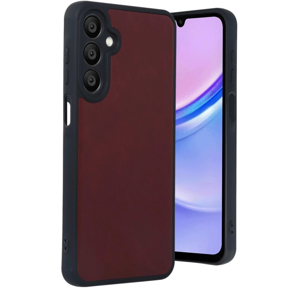 Arkada üç kamerası olan koyu kırmızı telefon kılıfı. Telefon görünür durumda.