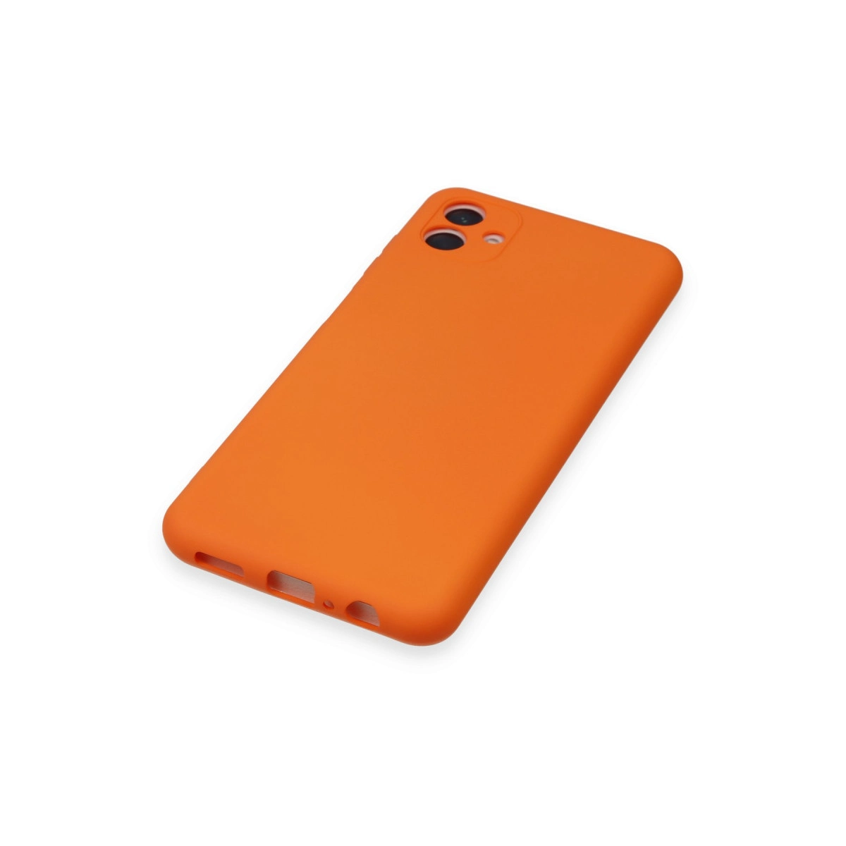 Kamera ve bağlantı noktaları için kesiklere sahip parlak turuncu telefon kılıfı.