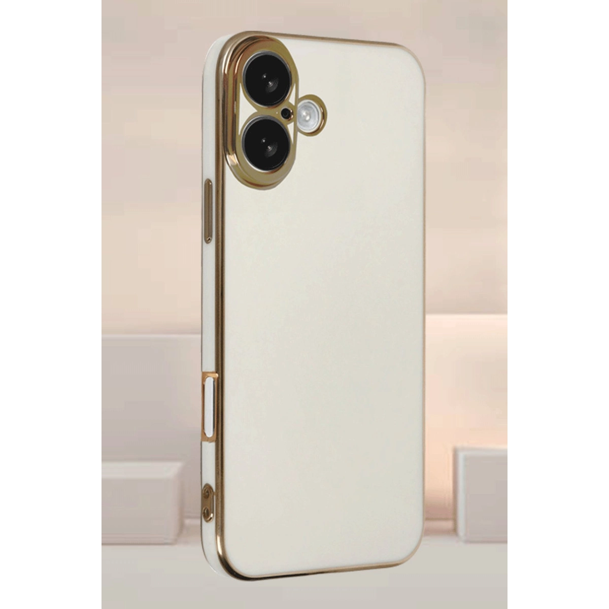 Altın kenarlı ve kamera kesimli krem rengi telefon kılıfı.