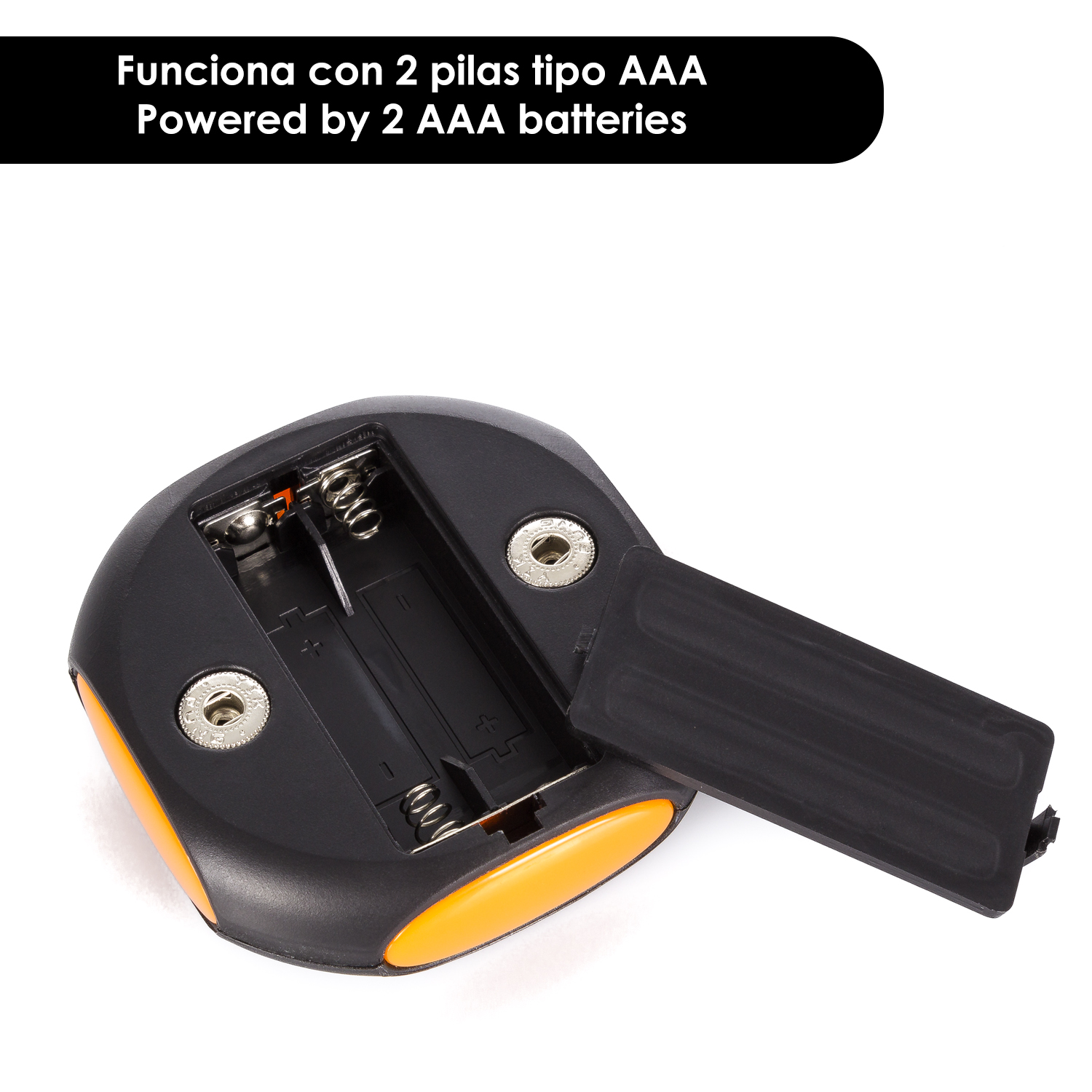 Carcasa negra y amarilla con compartimento de pilas AAA abierto.