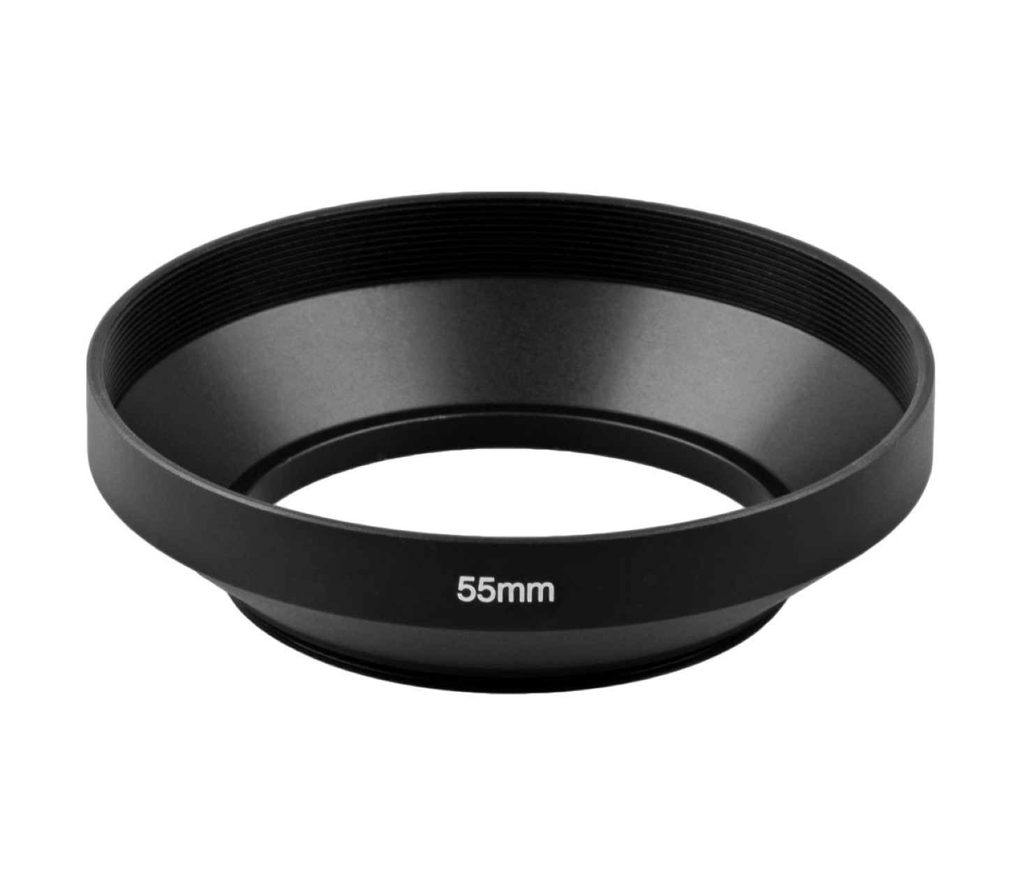 Ein schwarzer 55mm Objektivschutz, auf weißem Hintergrund.