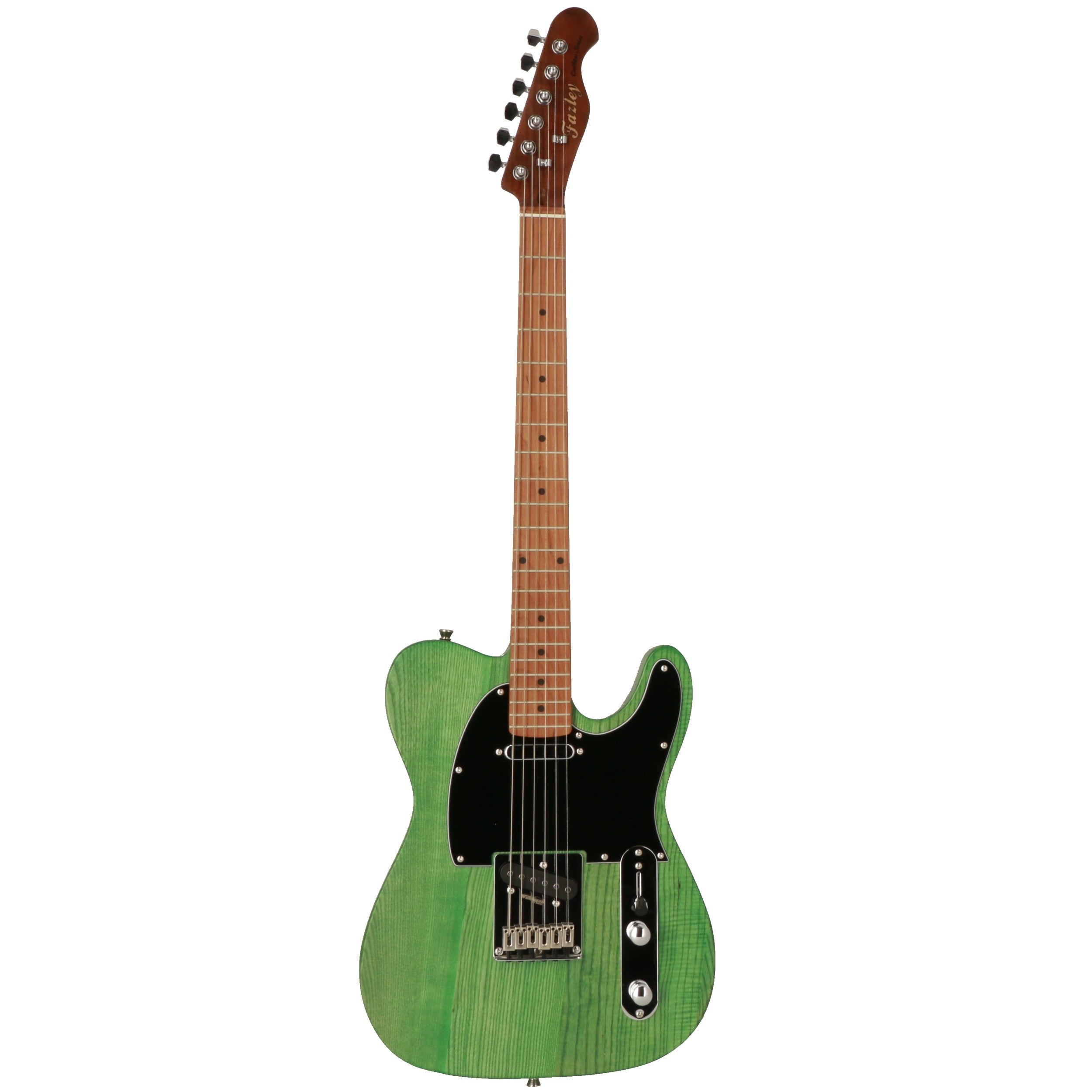 Groene elektrische gitaar met zwart slagplaat, houtnerf en zilveren hardware.