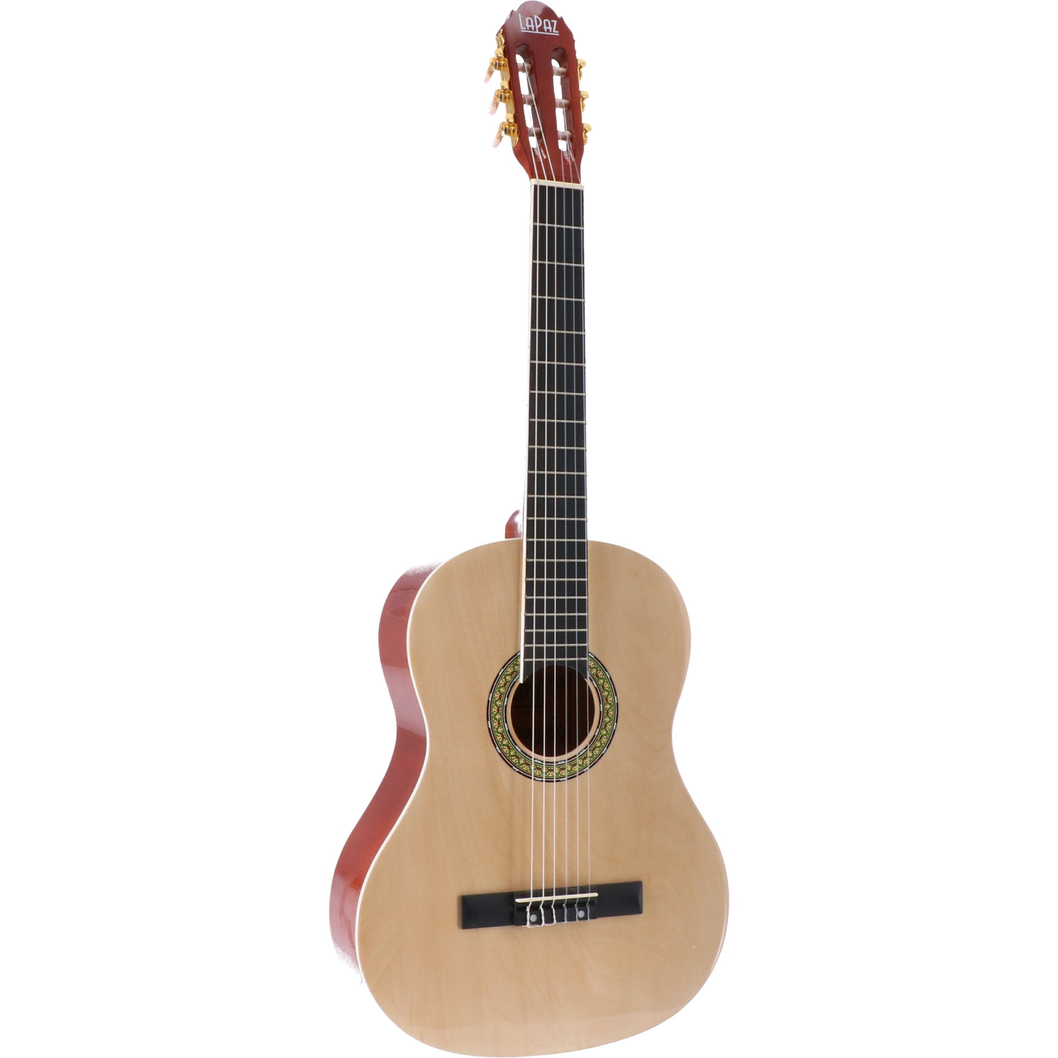 Een klassieke gitaar met een licht houten body, donker toetsenbord en rode zijkanten.