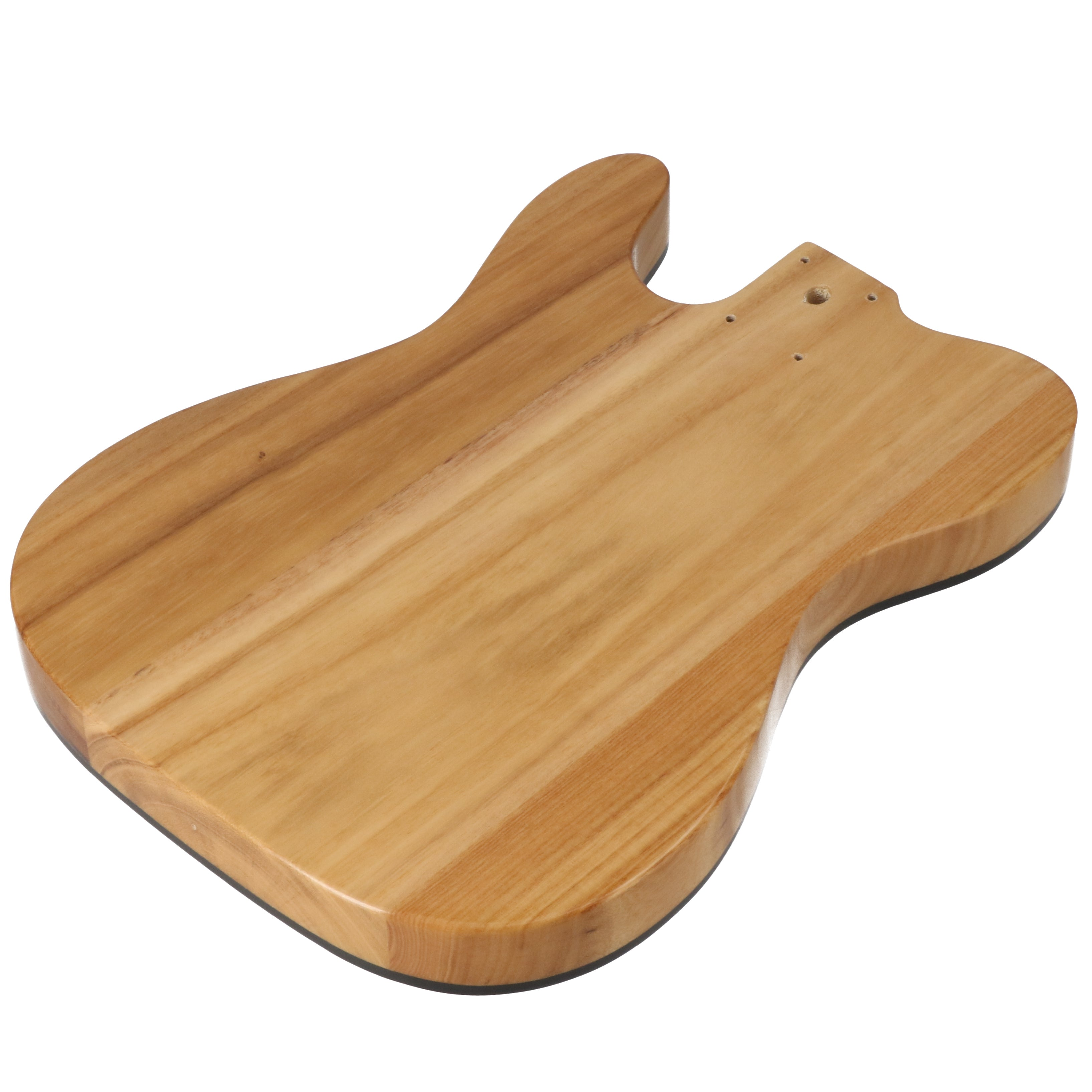 Een onafgewerkte houten body van een elektrische gitaar op witte achtergrond.
