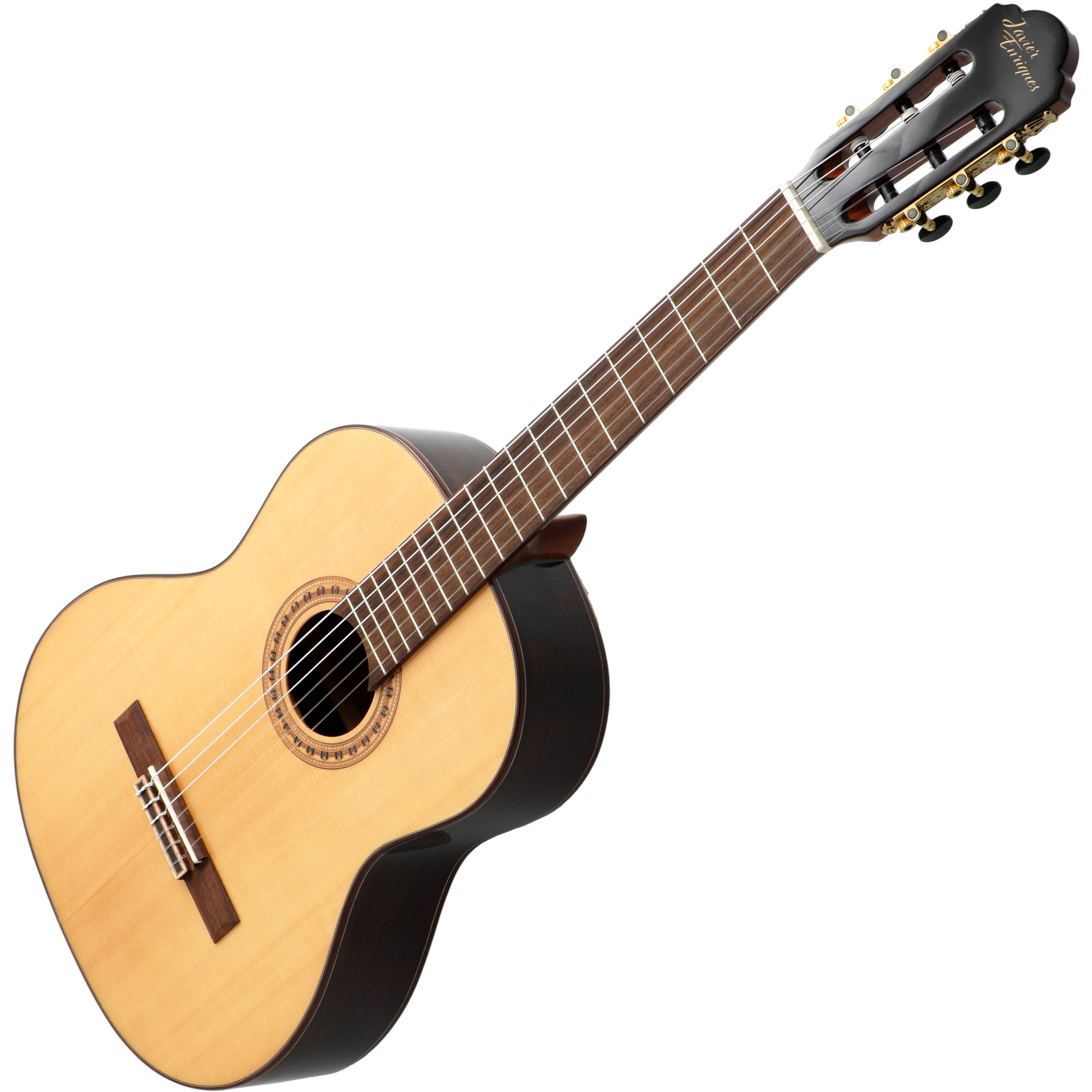 Een klassieke gitaar met een licht houten body en donkere hals.