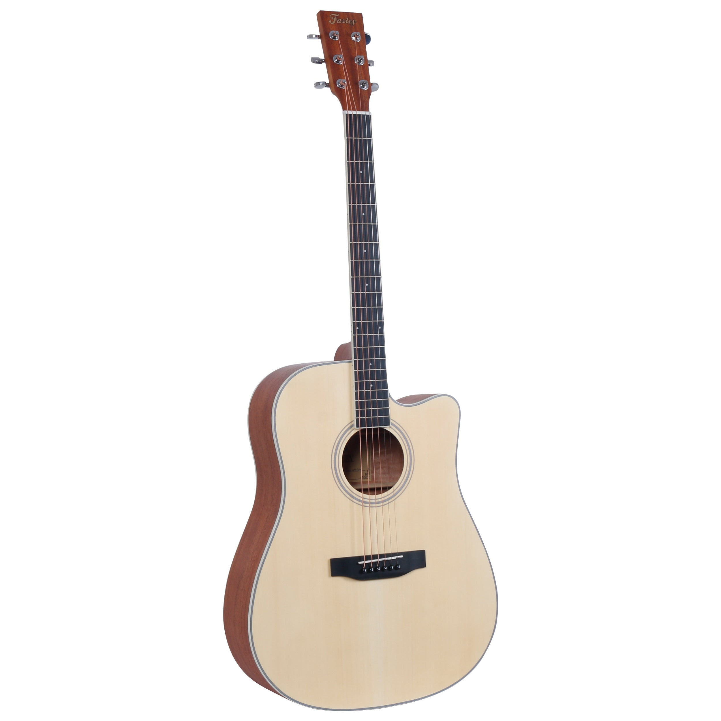 Een lichtgekleurde akoestische gitaar met cutaway, gepolijst hout en zes snaren.