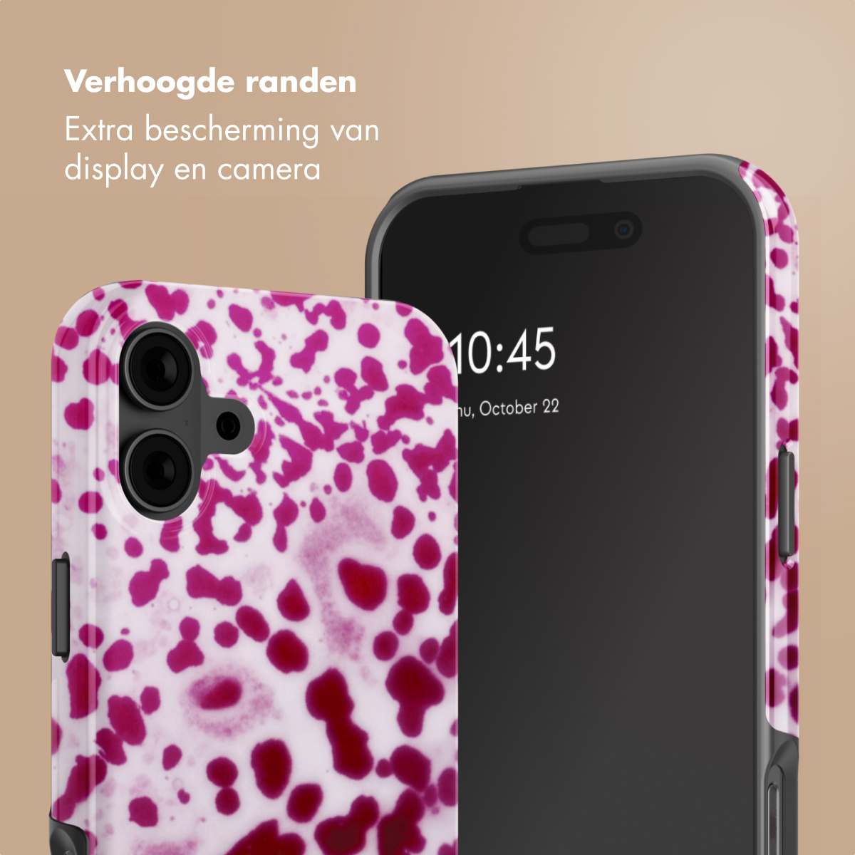 Une coque de téléphone à motif éclaboussé rose et blanc, sur un téléphone.