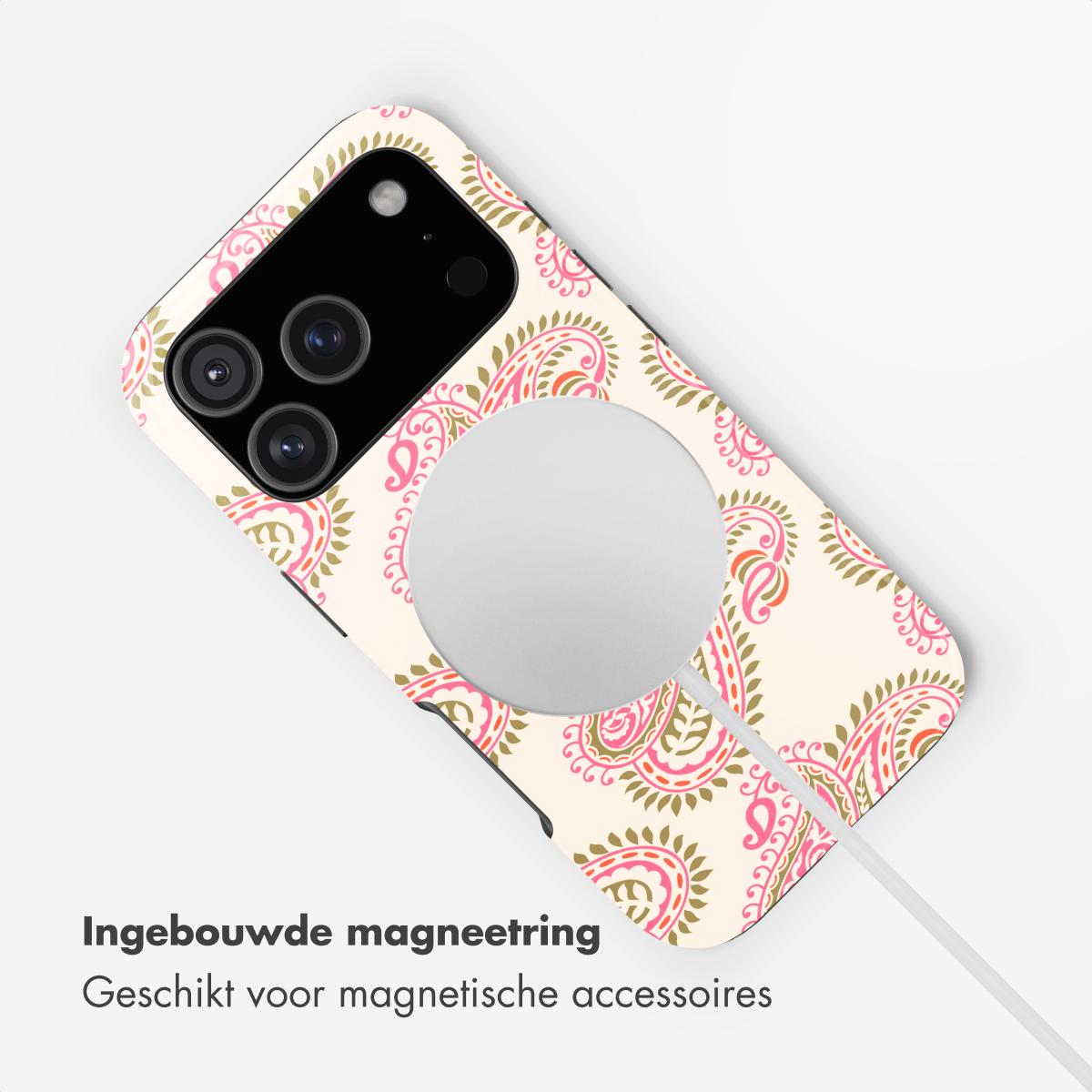 Una cover per telefono con motivo paisley rosa e verde su sfondo chiaro.