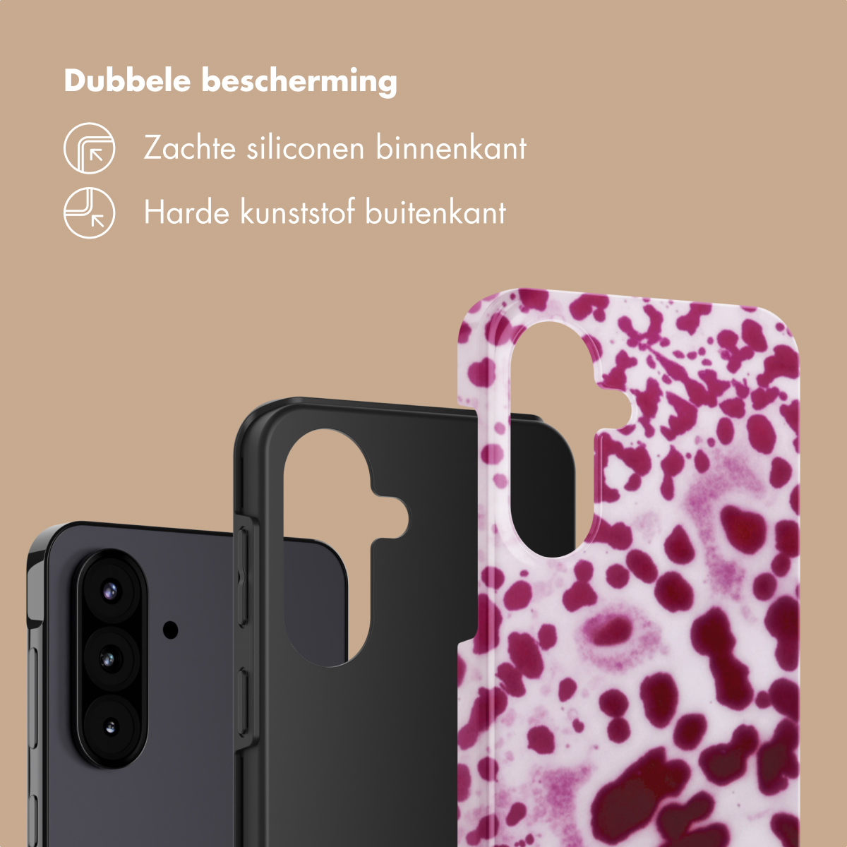 Een smartphone met twee beschermhoezen, één zwart, één met patroon.