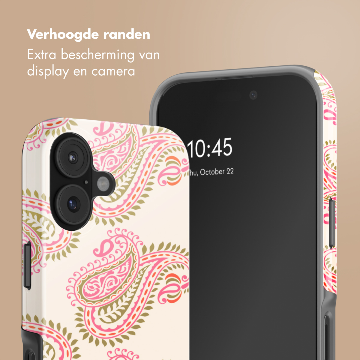 Un telefono con custodia a fantasia cachemire e bordi rialzati.