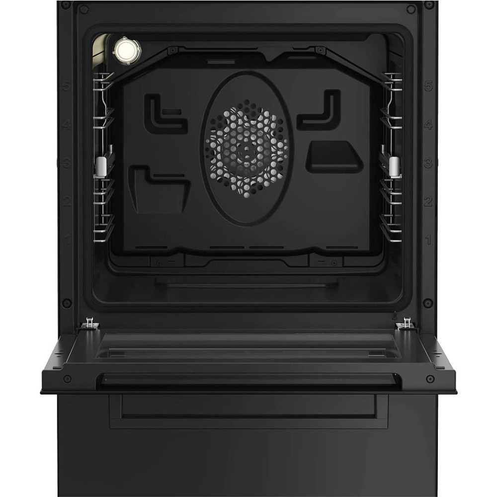 Un forno nero vuoto con porte aperte e una griglia del ventilatore.