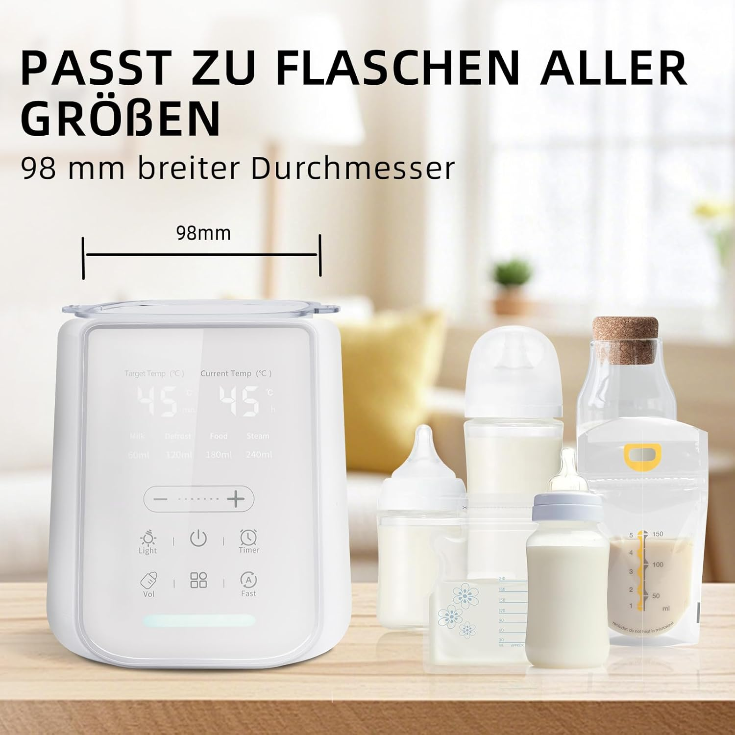 Ein weißer Flaschenwärmer mit verschiedenen Flaschen und Beuteln. Er zeigt 45°C an.