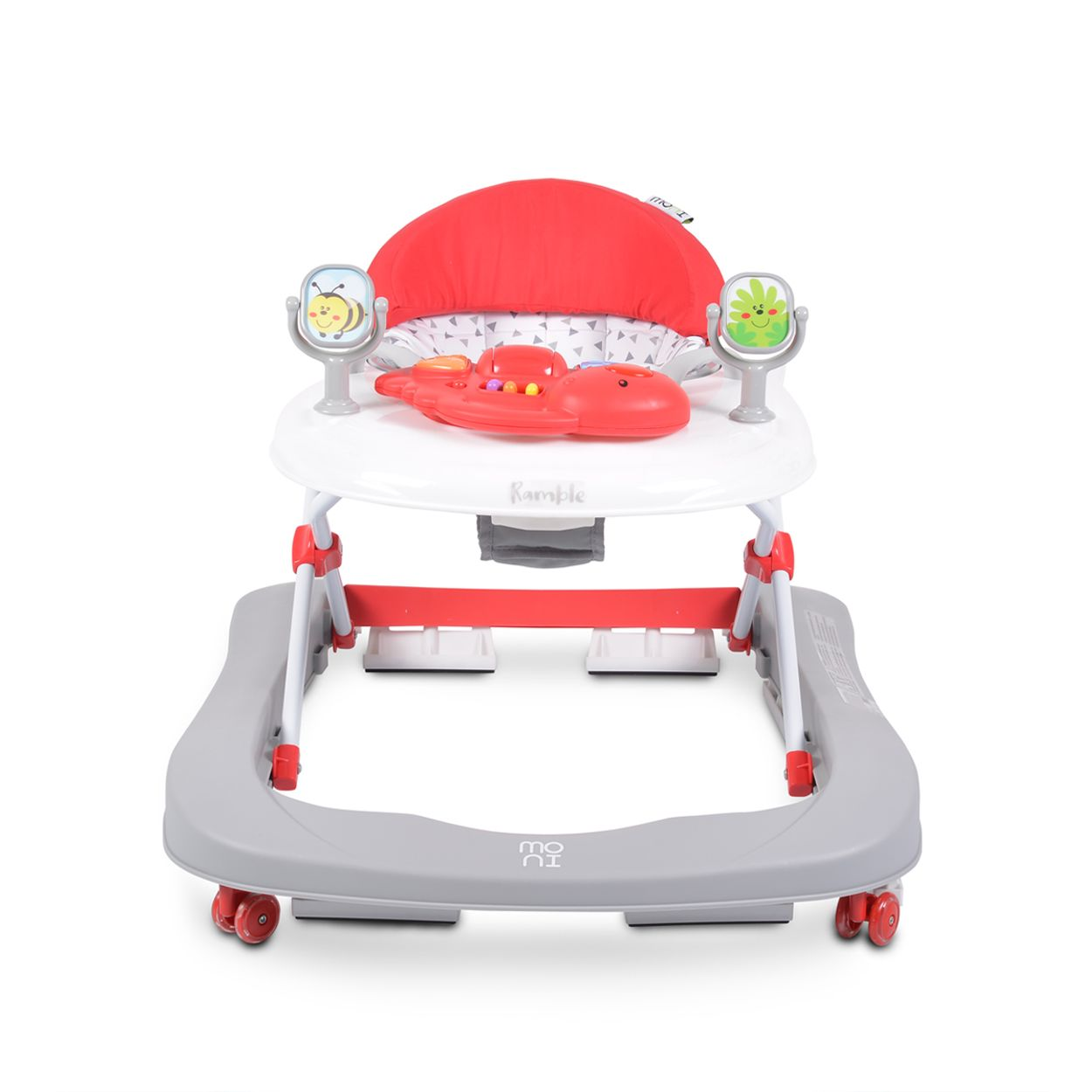 Ein roter und weißer Kinderbuggy mit Spielzeug und Rädern.