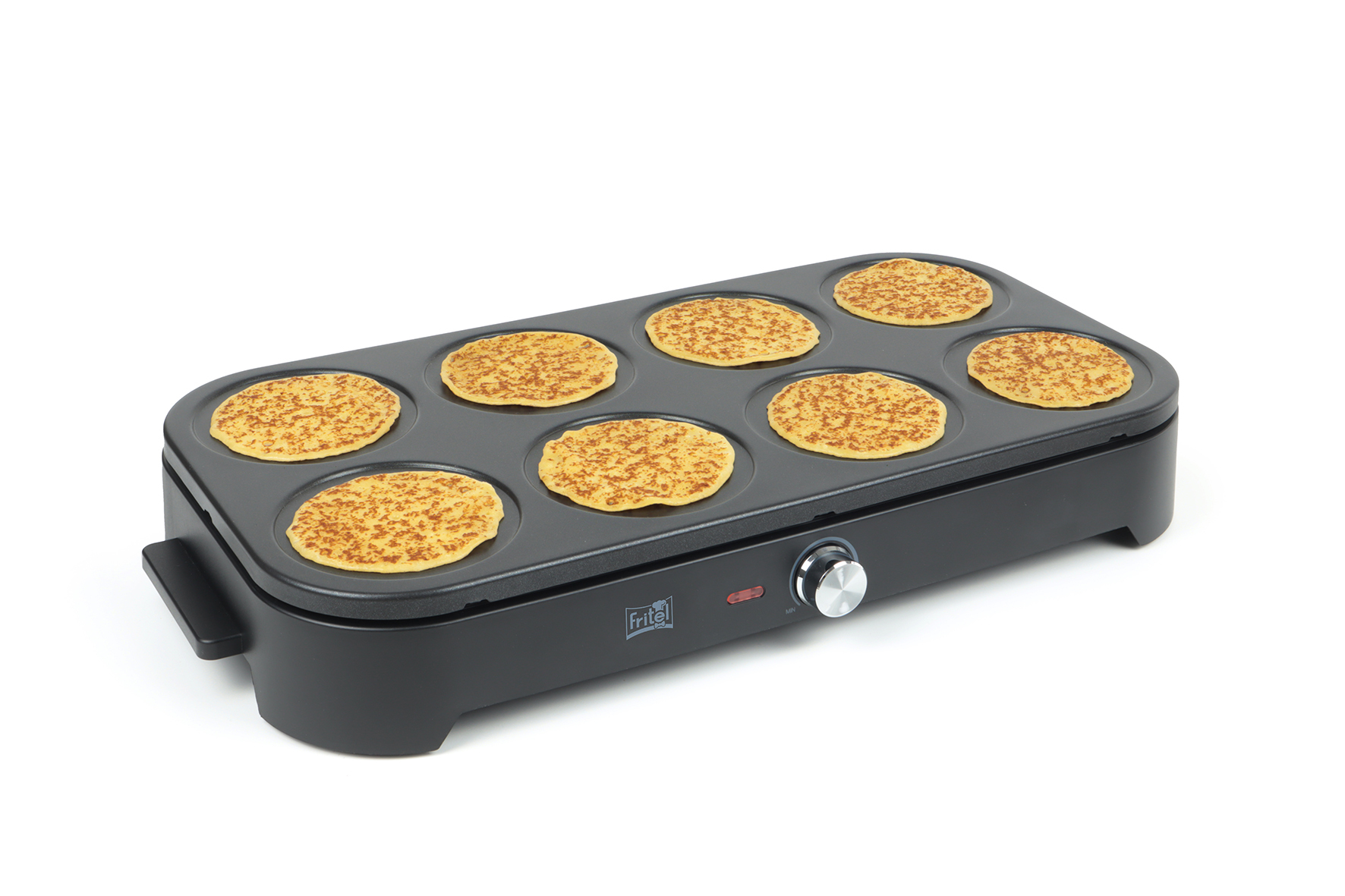 Una piastra per crêpes con otto crêpes rotonde, color oro-marrone, su una piastra nera.