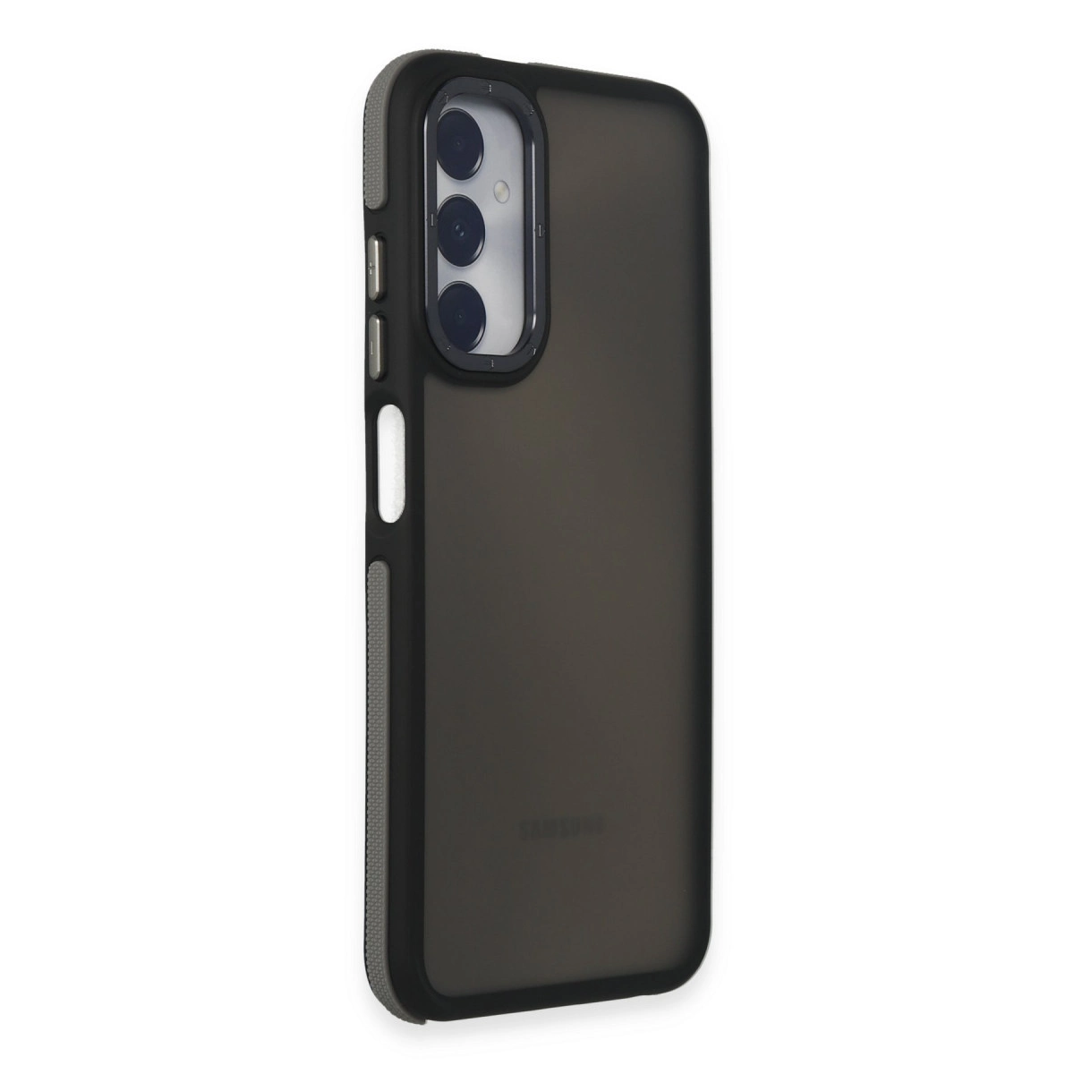Üç kamera lensli ve Samsung logolu koyu gri telefon kılıfı.