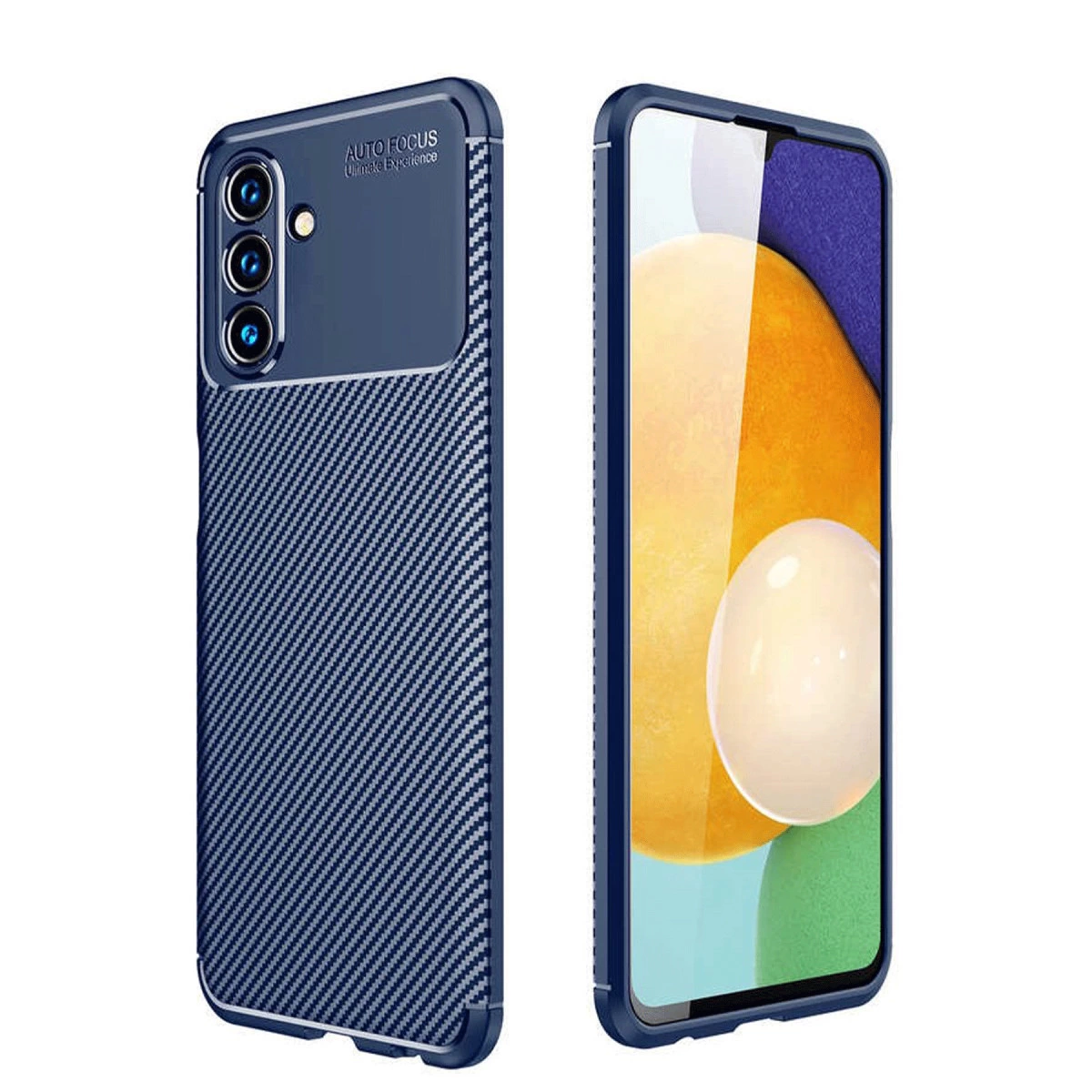 Karbon fiber dokulu, üç kameralı mavi telefon kılıfı. Ekran görünüyor.