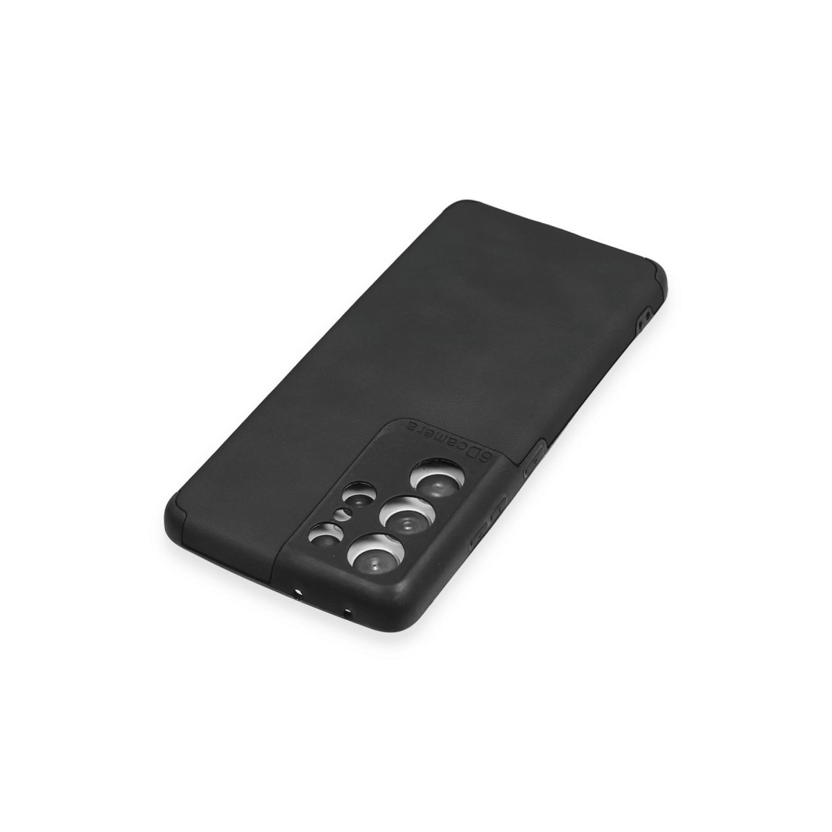 Kameralı siyah telefon kılıfı, beyaz zeminde.