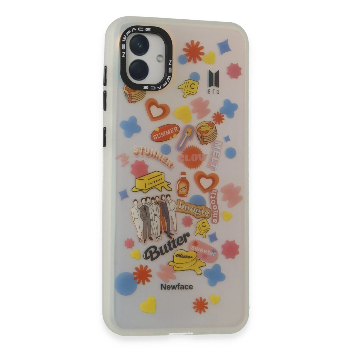 Tereyağı, kalpler ve yıldızlar gibi BTS motifli iPhone kılıfı.