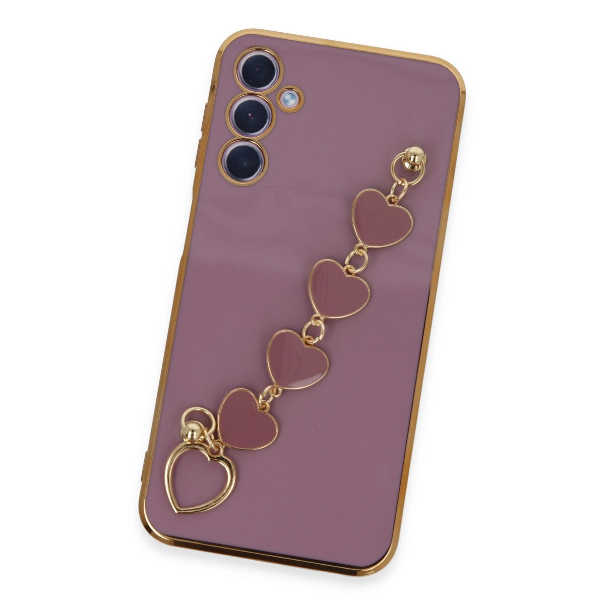 Altın çerçeveli mor telefon kılıfı ve kalp şeklinde charm zincir.