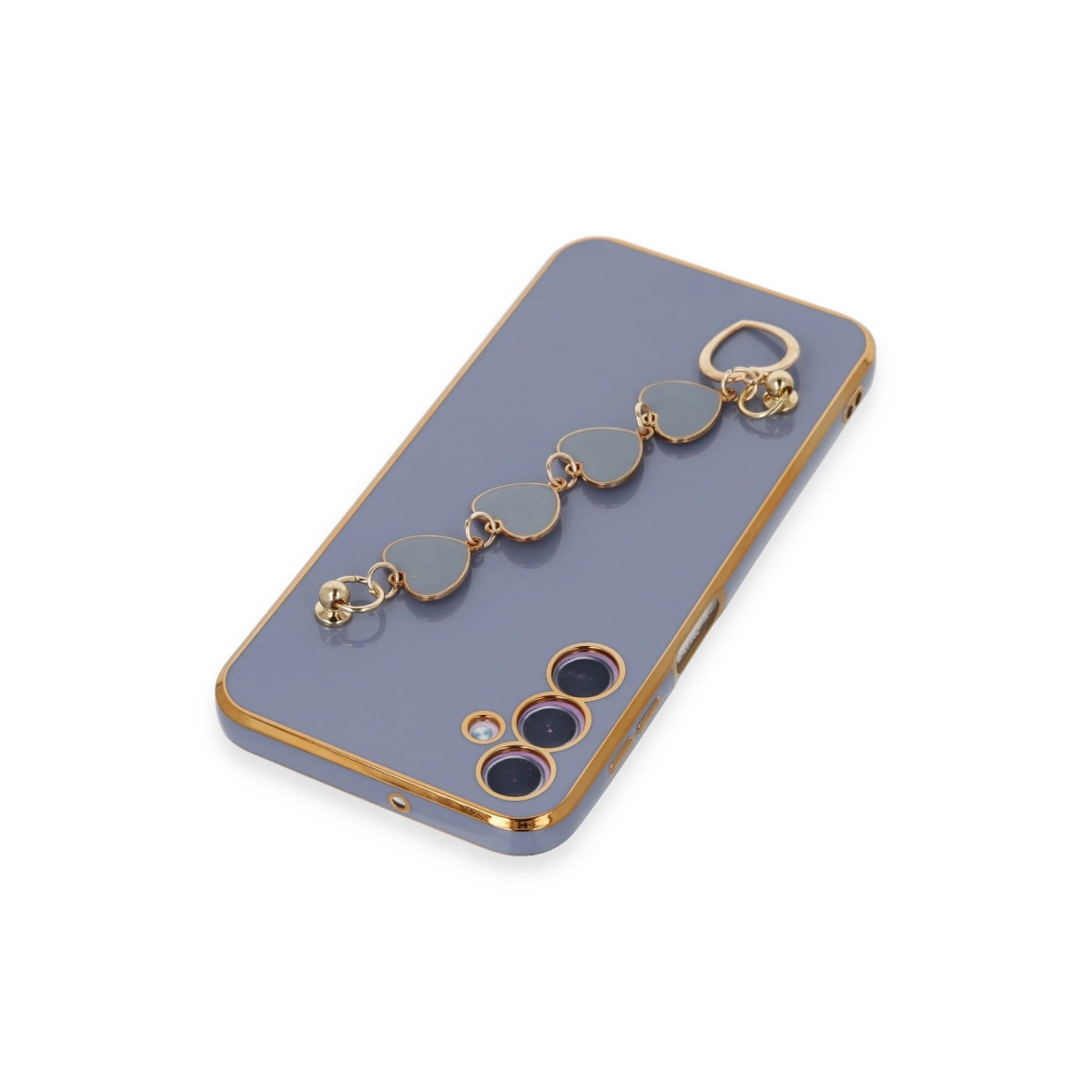 Kalp charm bileklikli ve altın kenarlı gri telefon kılıfı.