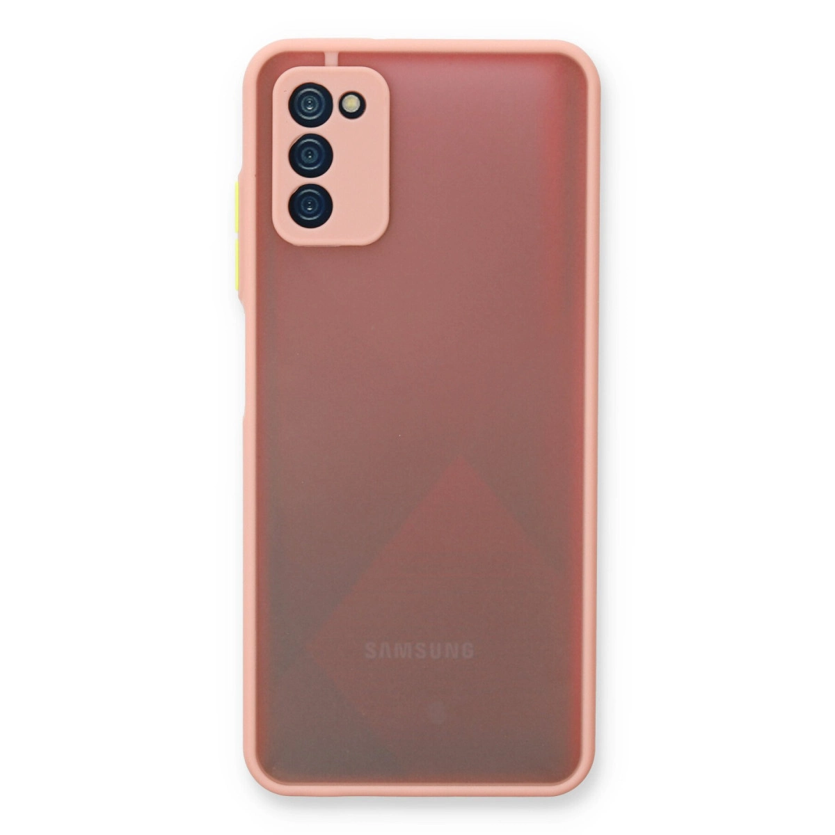 Üç kameralı ve Samsung logolu pembe telefon kılıfının arkası.