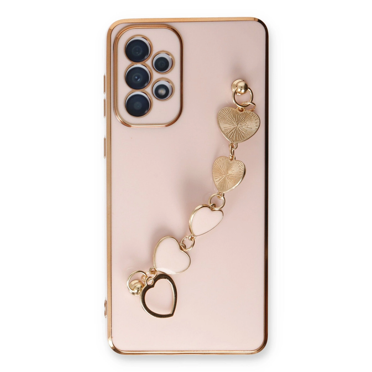 Kamera çıkıntısı ve altın kalp takı zinciri olan açık pembe telefon kılıfı.