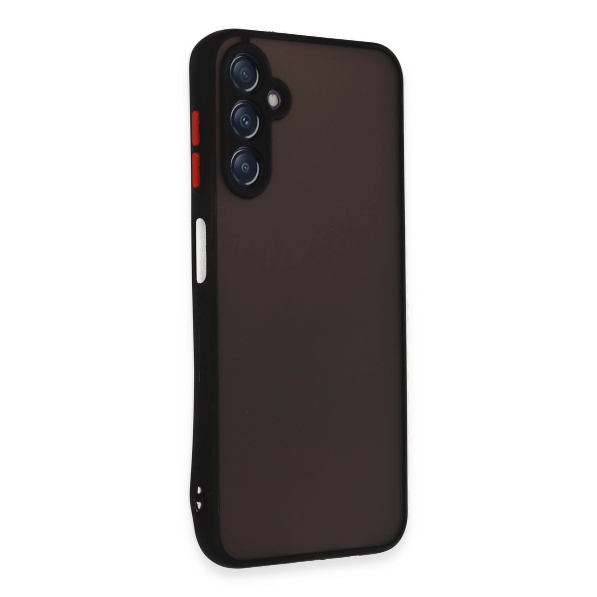 Üç kamera lensli ve kırmızı vurgulu koyu kahverengi telefon kılıfı.