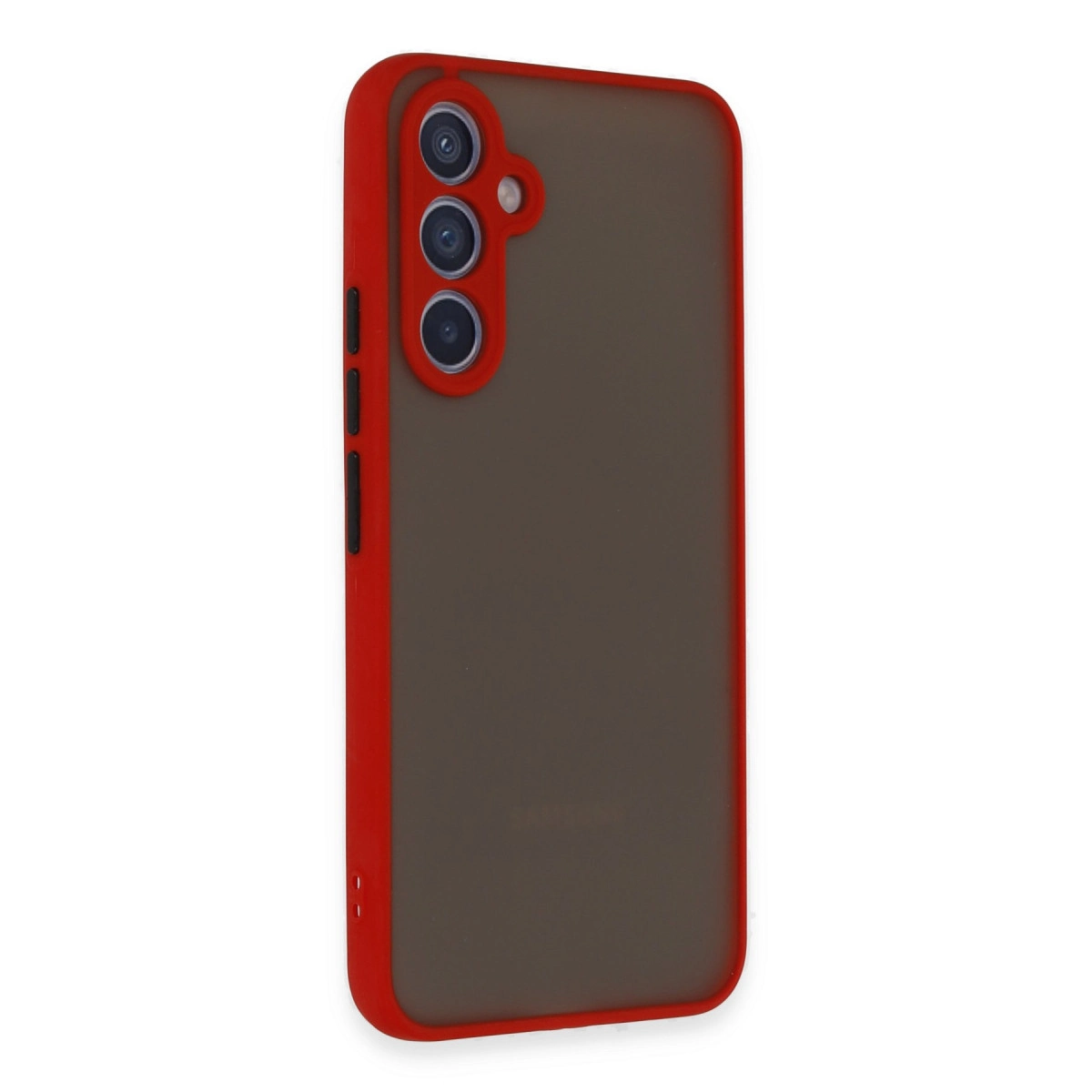 Kırmızı telefon kılıfı, füme arka ve üç kamera lensi.