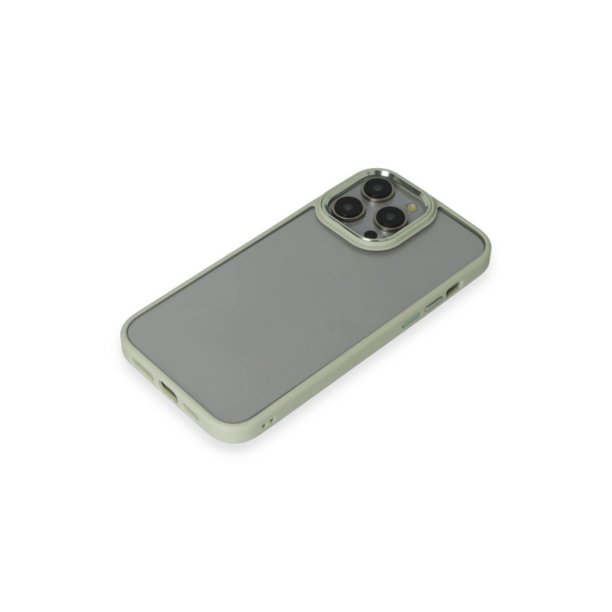 Üç kameralı gri telefon kılıfı, açık renkli çerçeveli.